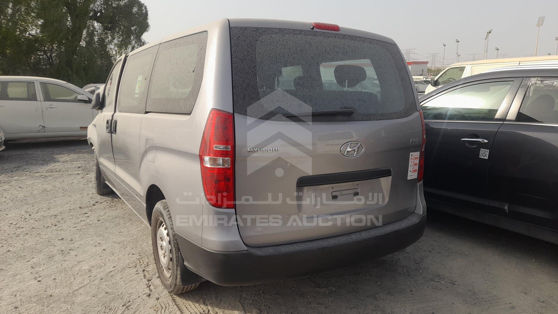 2020 HYUNDAI H1 VIN: KMJWA37R2LU128387