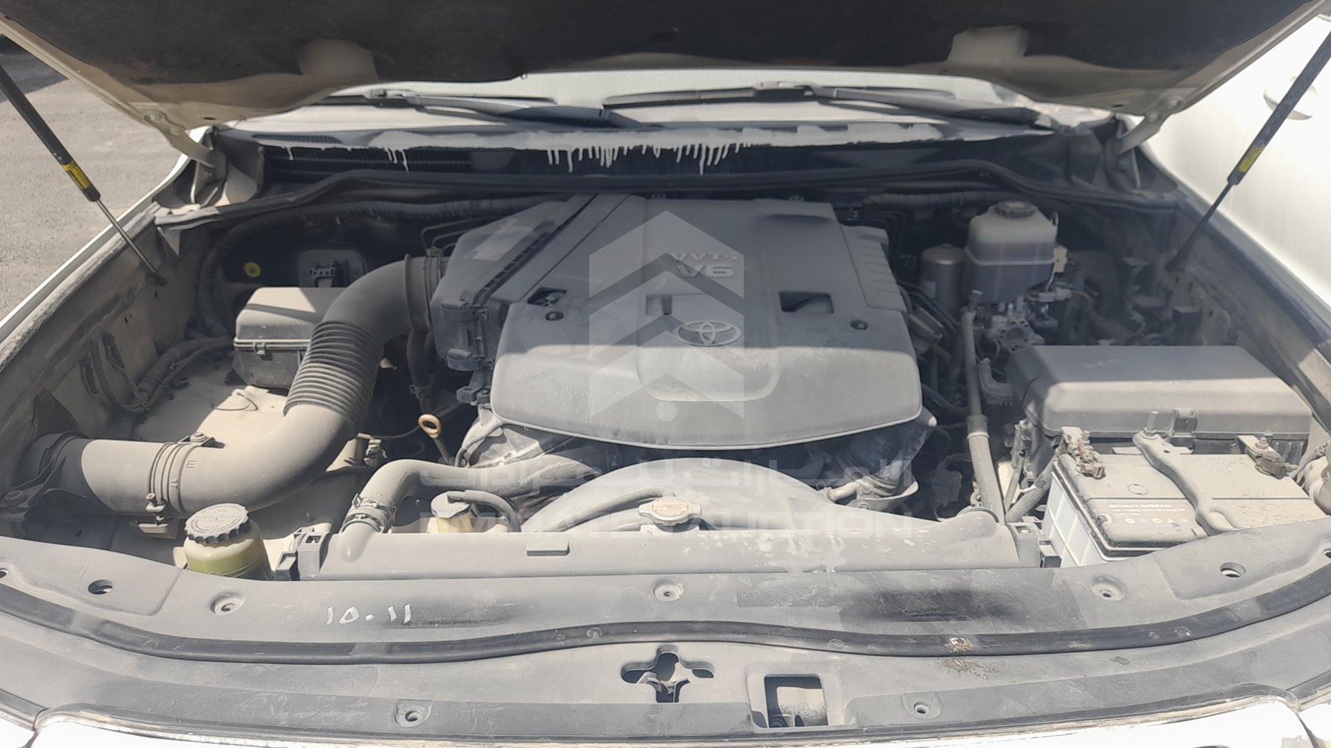 2011 TOYOTA LAND CRUISER VIN: JTMHU09J2B4042653