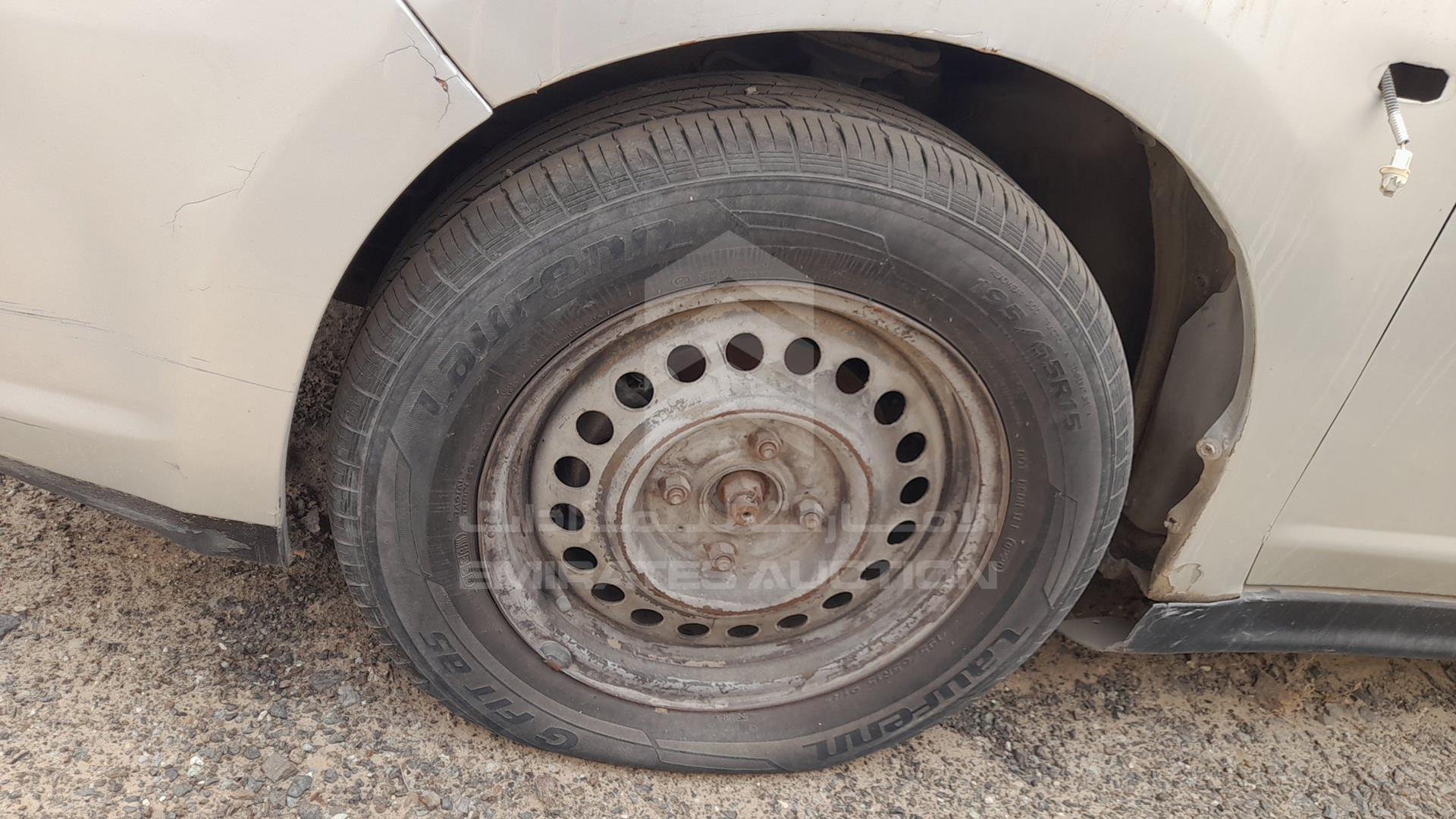 2008 NISSAN TIIDA VIN: JN1CC11C08T009944