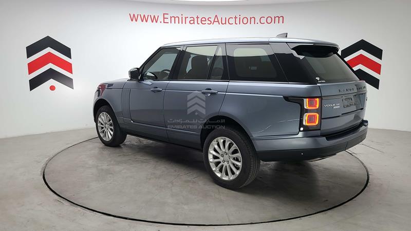 SALGA2BV6JA380966 Auction: EmiratesAuction Lot: 405807 SALGA2BV6JA380966 Range Rover Vogue SE 2018 BLUE Photo 59
