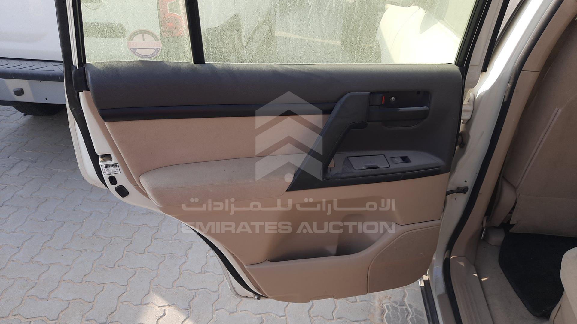 2013 TOYOTA LAND CRUISER VIN: JTMDU09JXD4063350