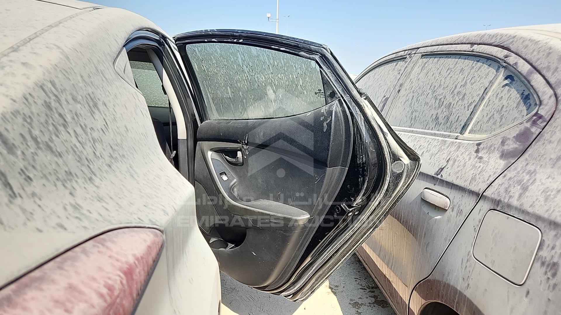 2012 HYUNDAI ELANTRA VIN: KMHDG41E1CU391375