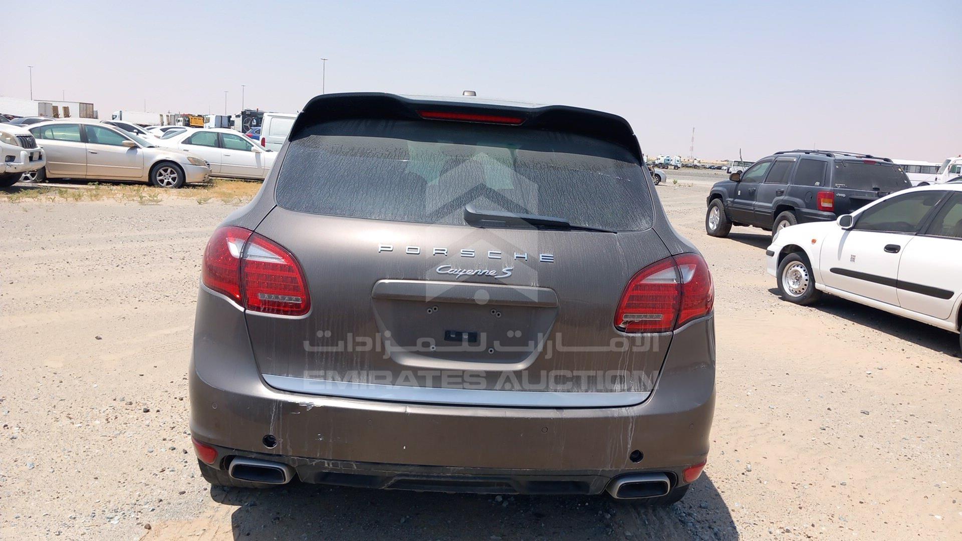 2013 PORSCHE CAYENNE VIN: WP1AA2A23DLA02678