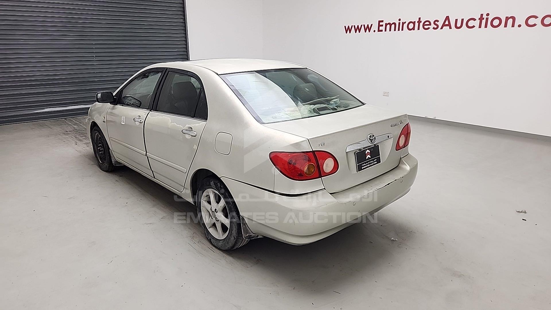 2005 TOYOTA COROLLA VIN: ZE15035586