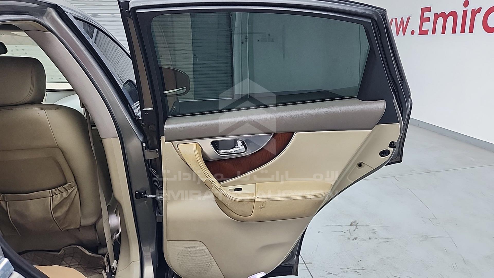 2009 INFINITI FX 35 VIN: JNRAS15Y49M502177