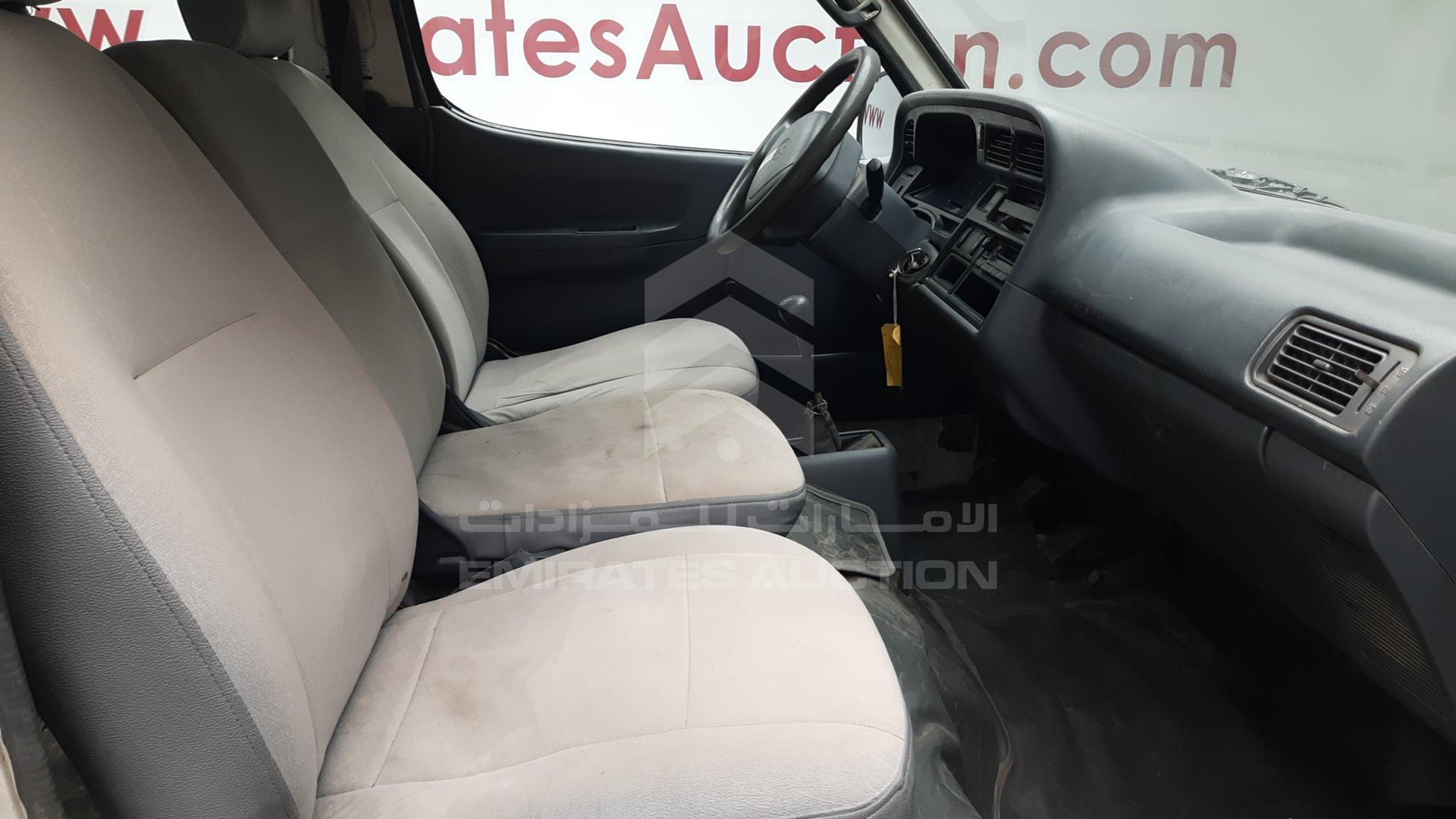 2003 TOYOTA HIACE VIN: JTCFR119537009974