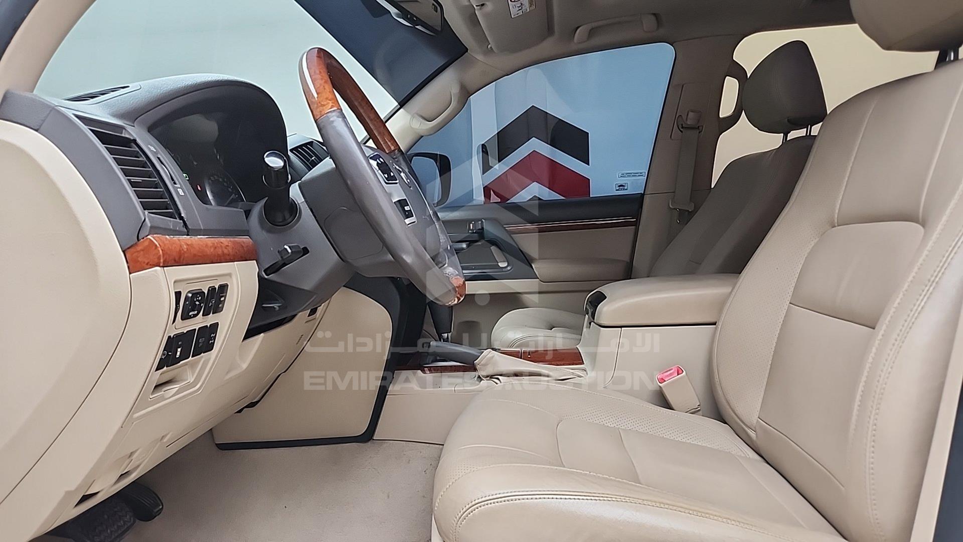 2014 TOYOTA LAND CRUISER VIN: JTMHX09J9E5043076
