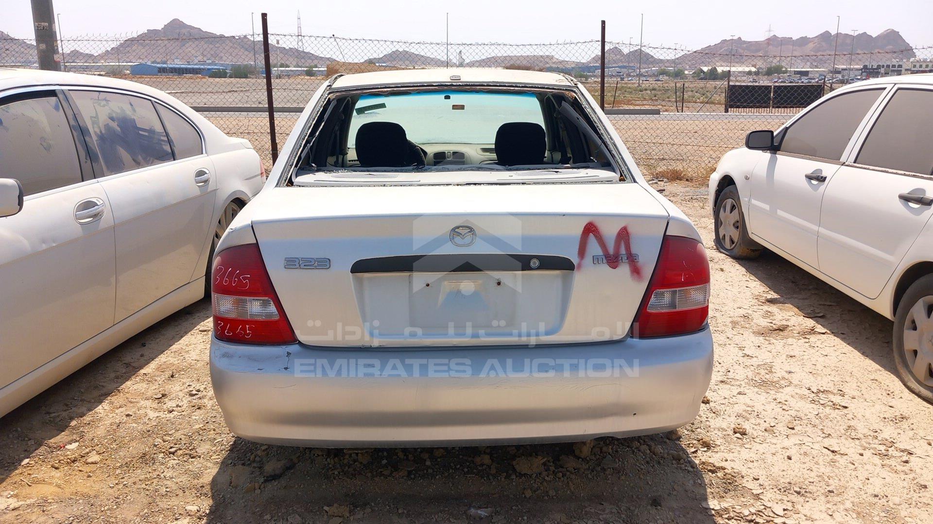 2003 MAZDA 323 VIN: JM7BJ12M231222037