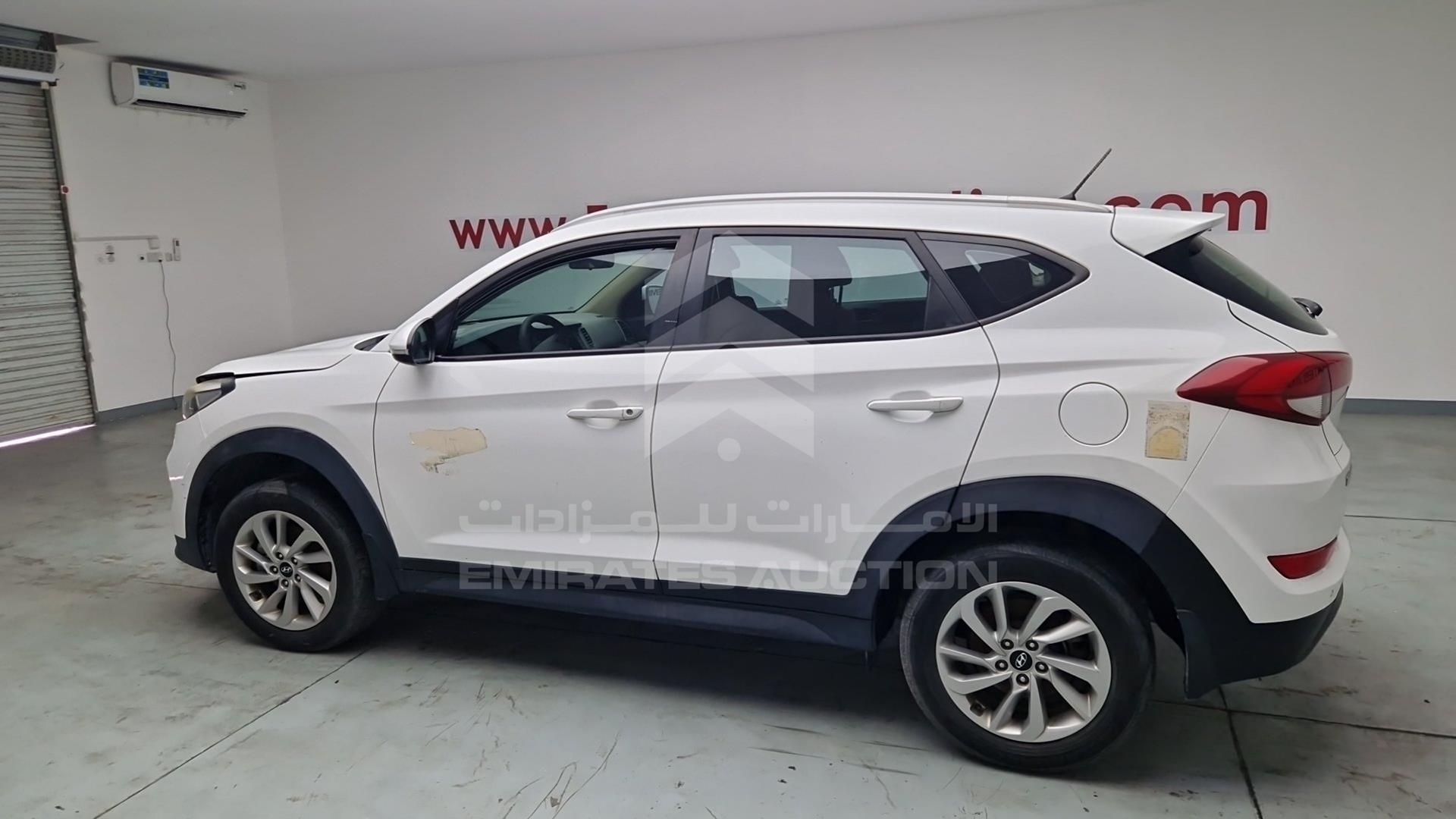 2017 HYUNDAI TUCSON VIN: TMAJ28138HJ170638