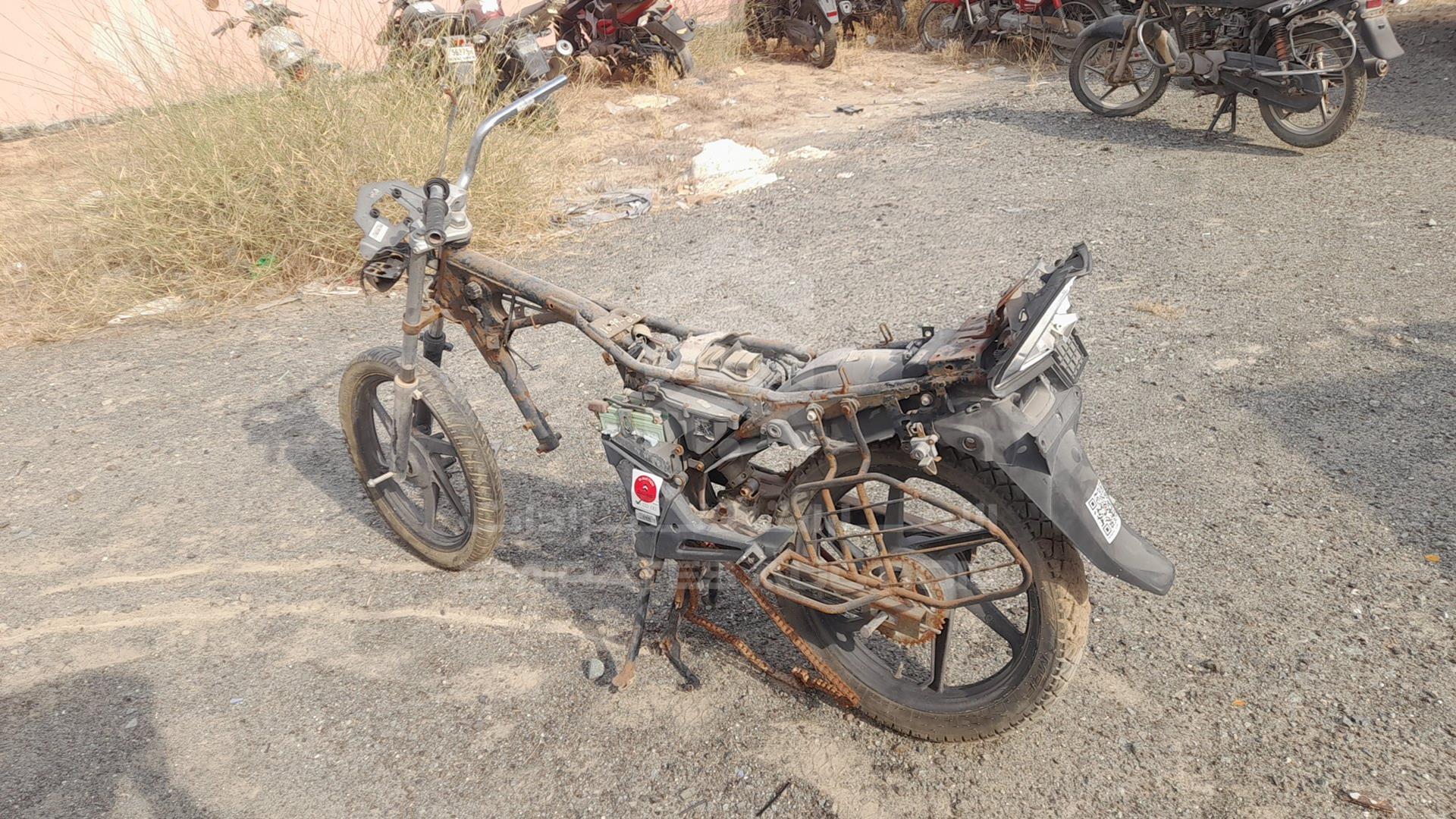 2014 HONDA CBF 150 VIN: ME4KC09CKD8592777