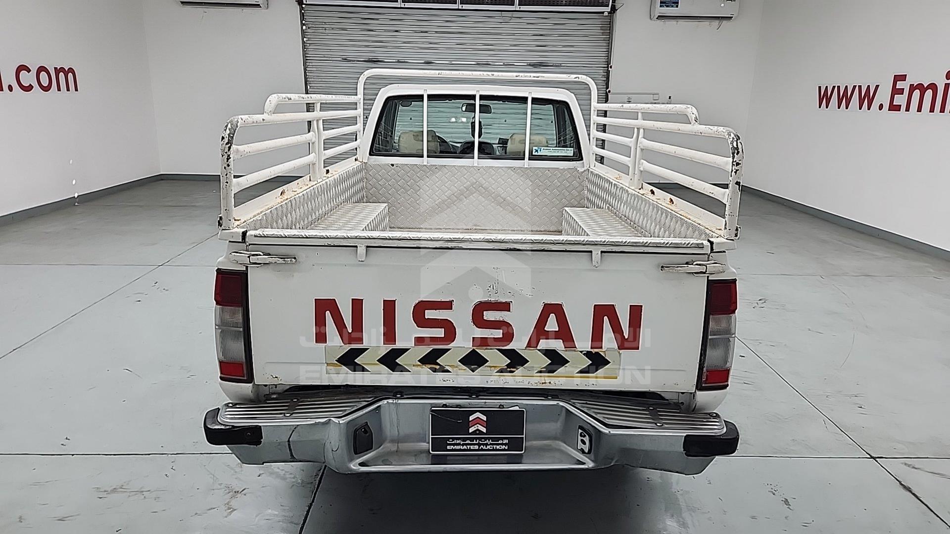 2005 NISSAN 2400 VIN: JN6DD22S95X075131