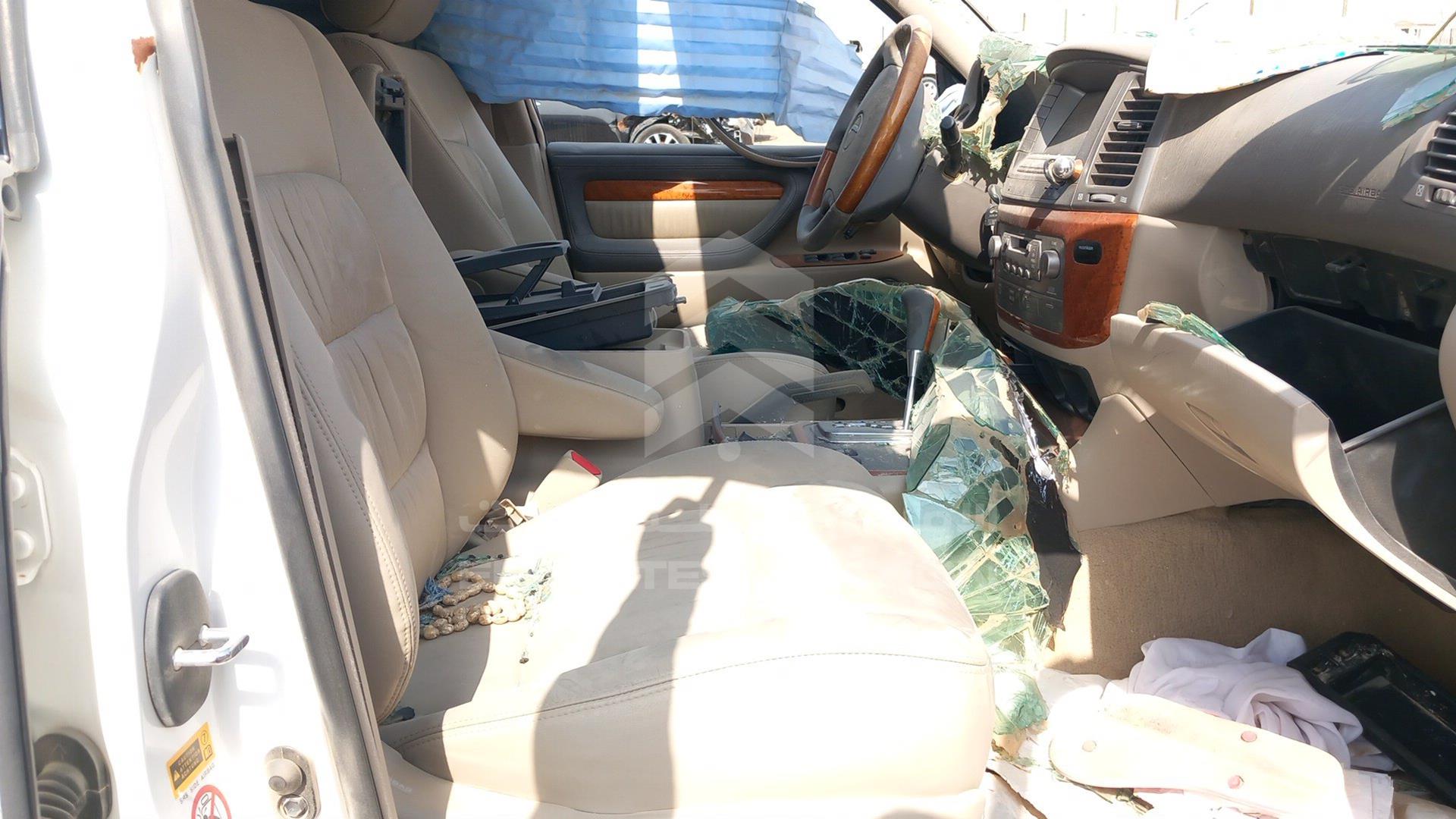 2006 LEXUS LX 470 VIN: JTJHT00W464007210
