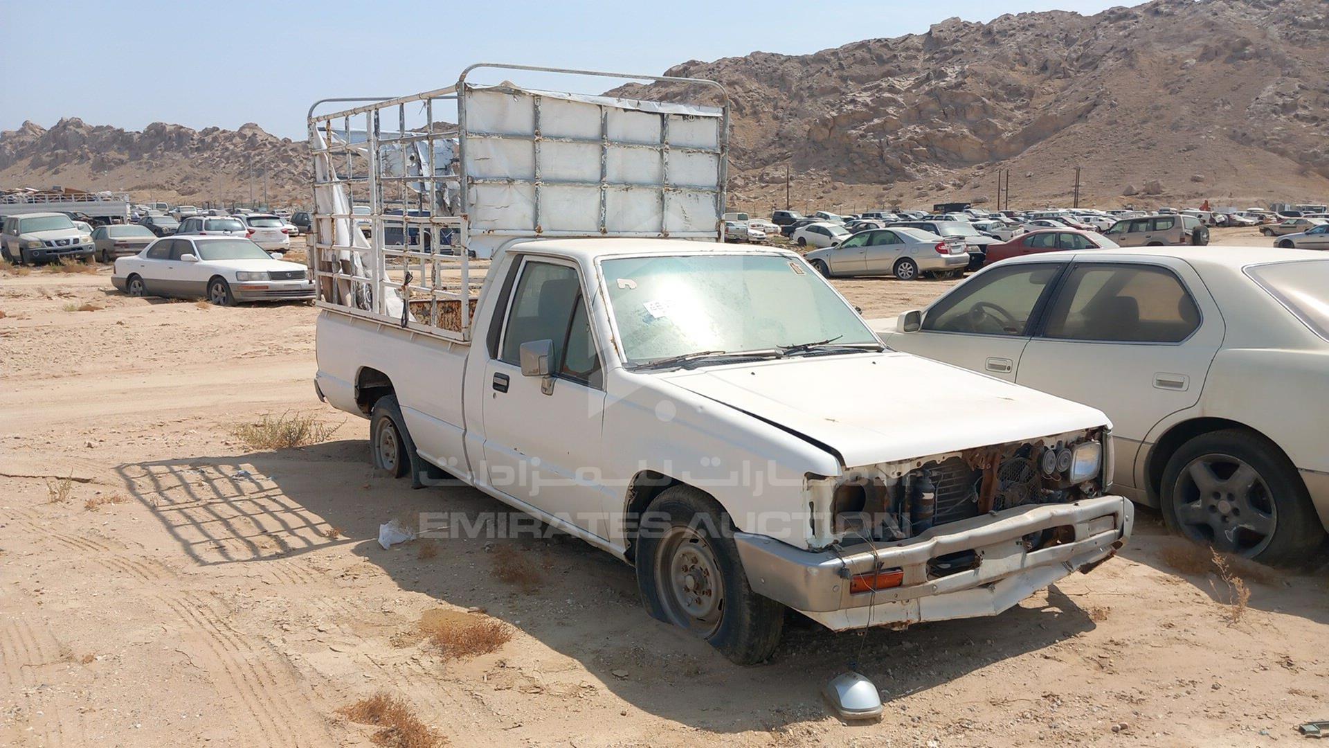 1992 MITSUBISHI L 200 VIN: D0NK130NP00582