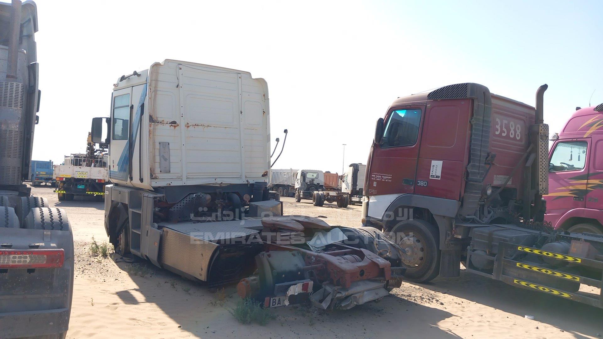 0 RENAULT TRUCK VIN: 8041132D501021103
