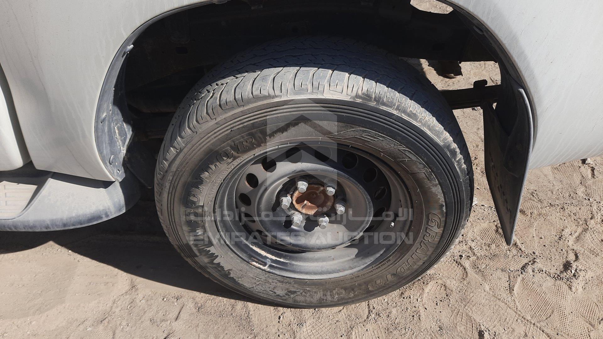 2016 TOYOTA HILUX VIN: MR0HX8CD8G1356830