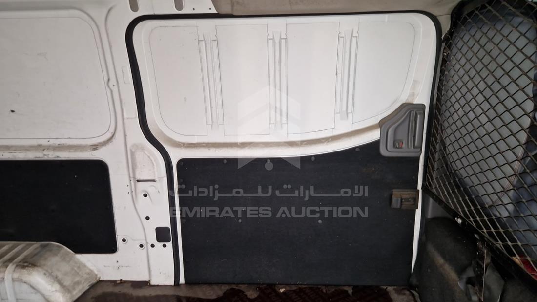 2016 Nissan Urvan — Rear Left Door — Photo 13