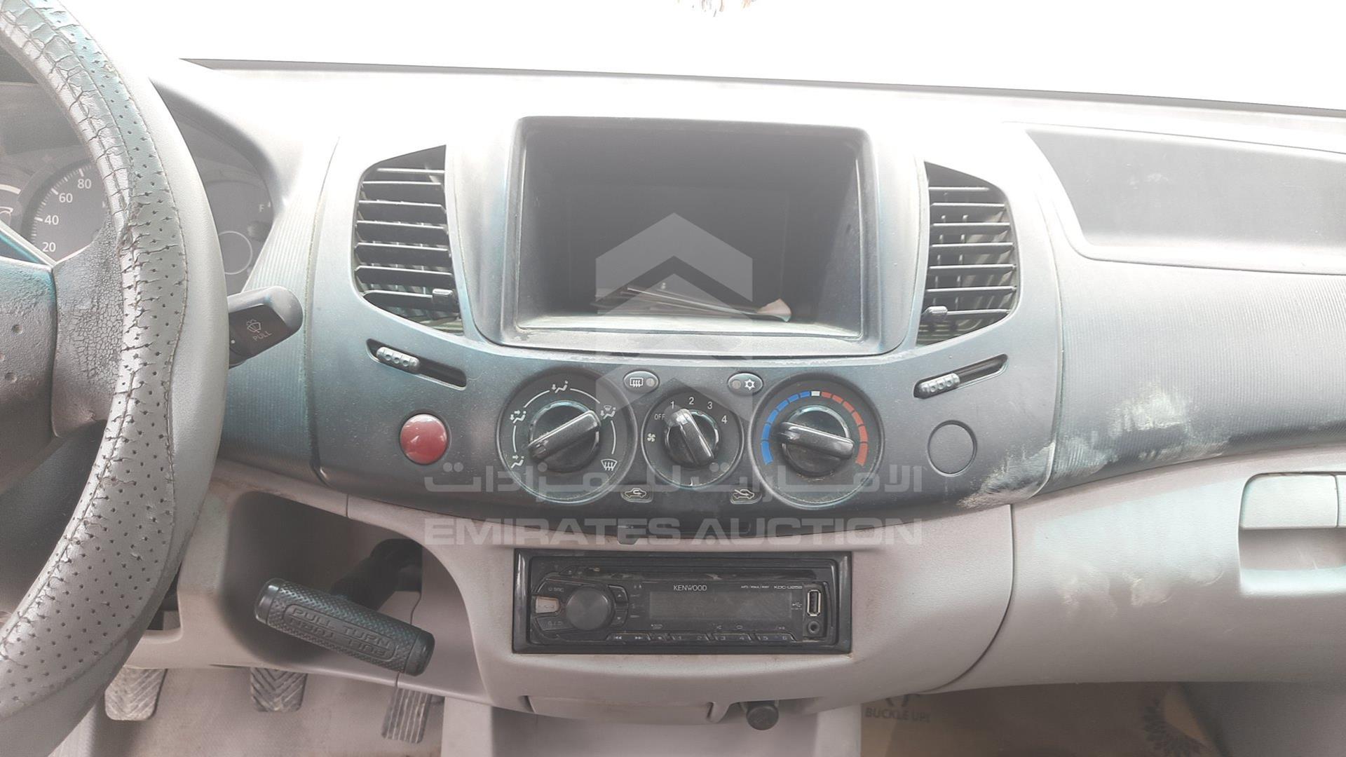 2013 MITSUBISHI L 200 VIN: MMBJNKA50DD016652