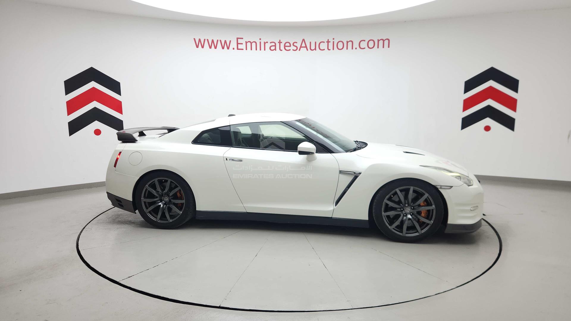 2013 NISSAN GTR VIN: JN1AR5EF6DM660016