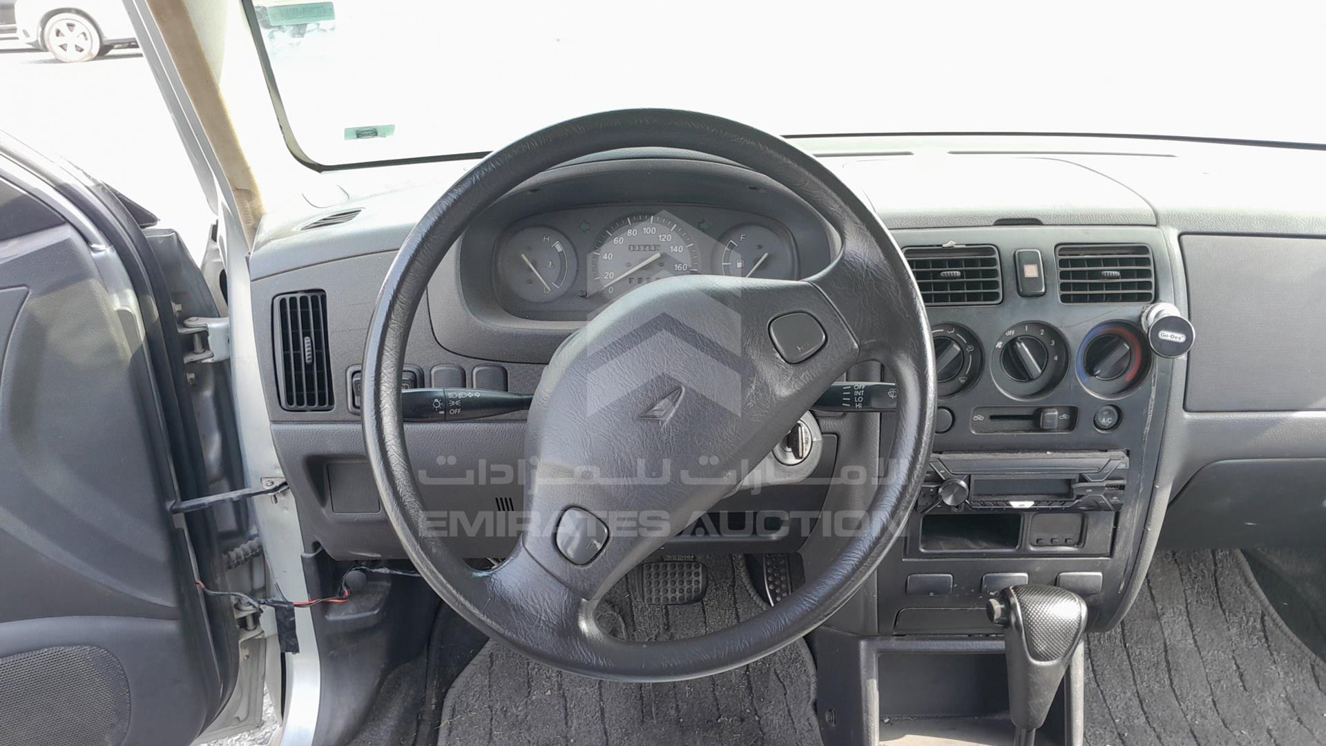 2004 DAIHATSU SIRION VIN: JD1GM100841557280