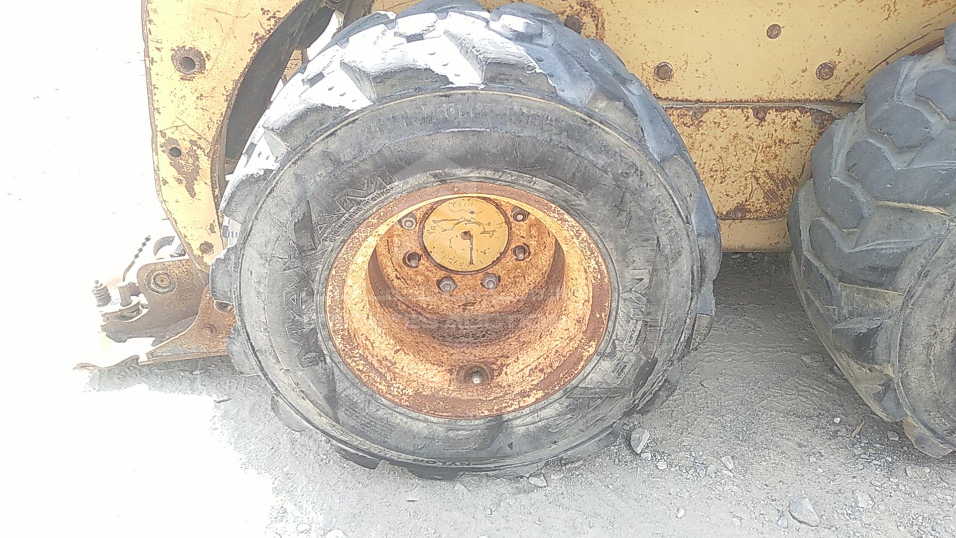 2002 CATERPILLAR 226 VIN: CAT00226A5FZ07144
