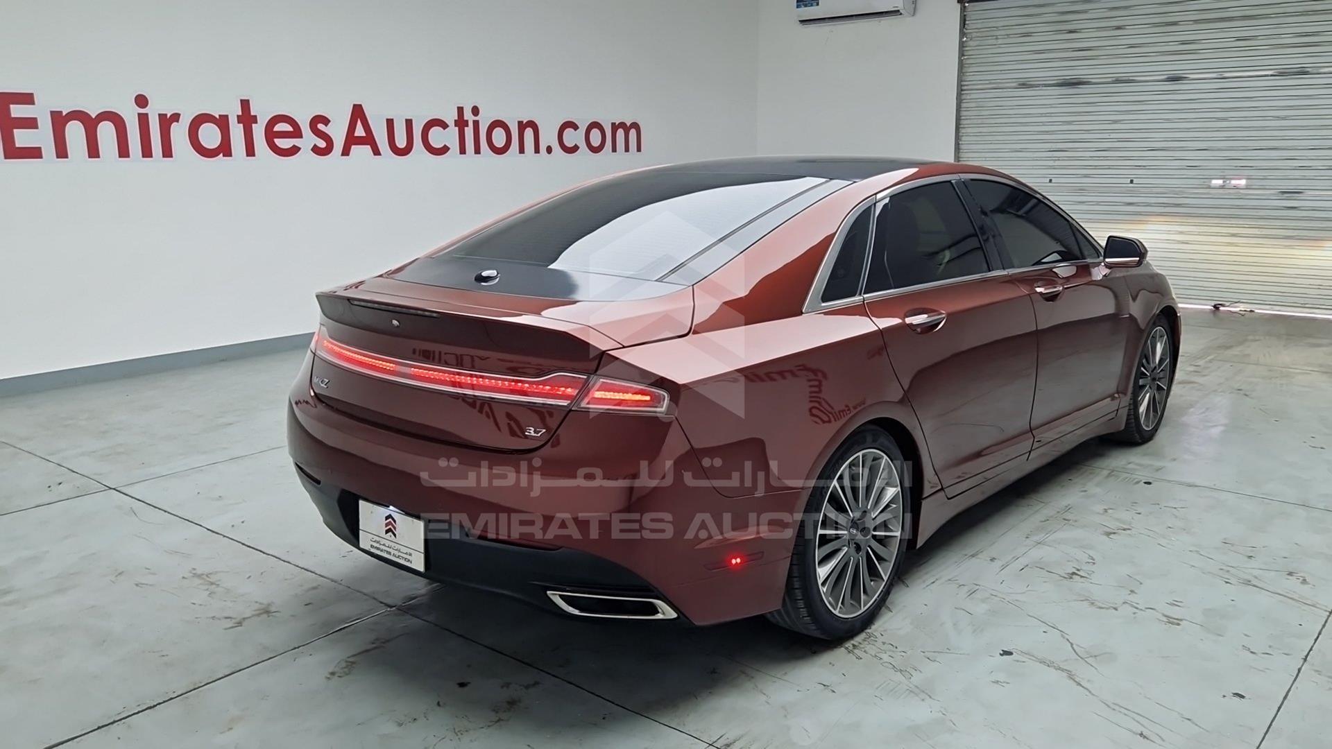 2015 LINCOLN MKZ VIN: 3LN6L2GK8FR622984
