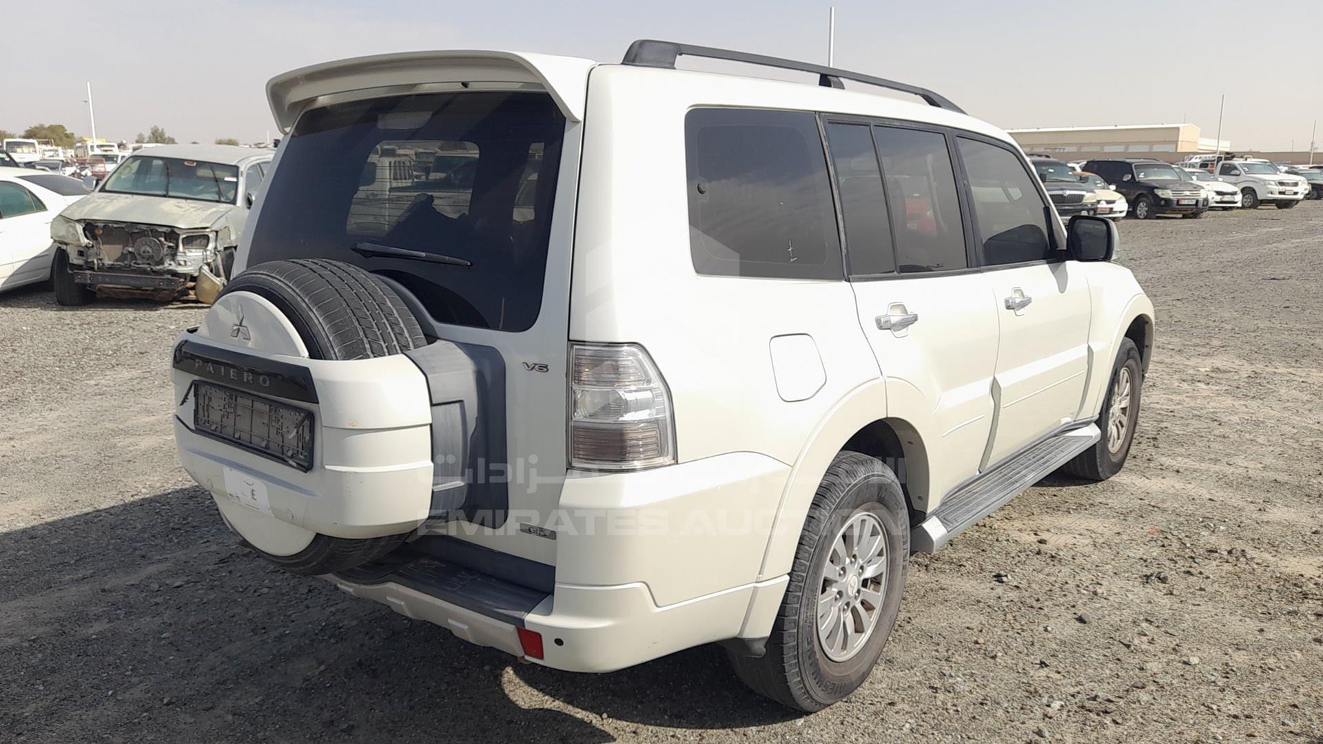 2012 MITSUBISHI PAJERO VIN: JMYLRV95WCJ704546