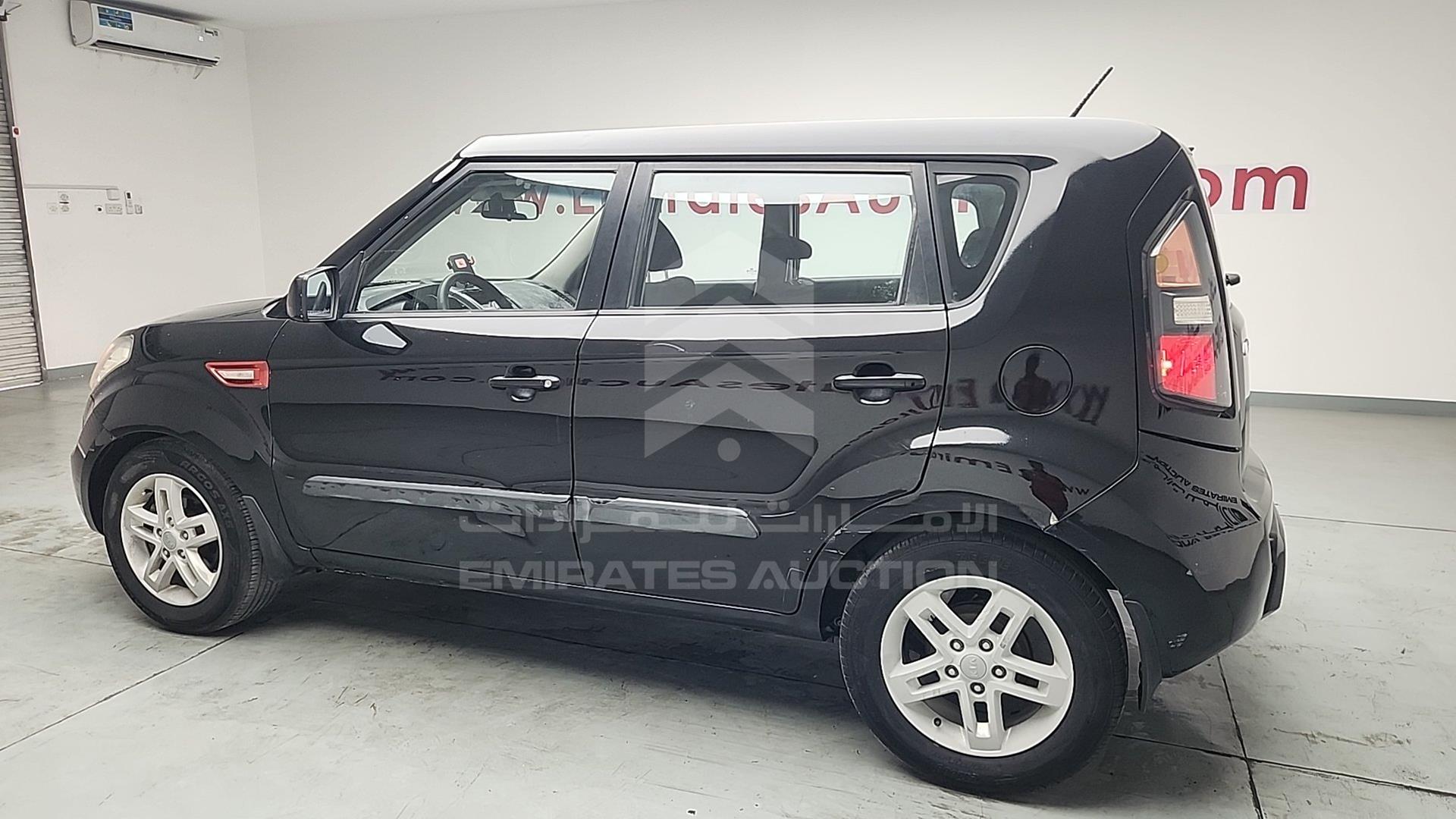 2012 KIA SOUL VIN: KNAJT8110C7323586