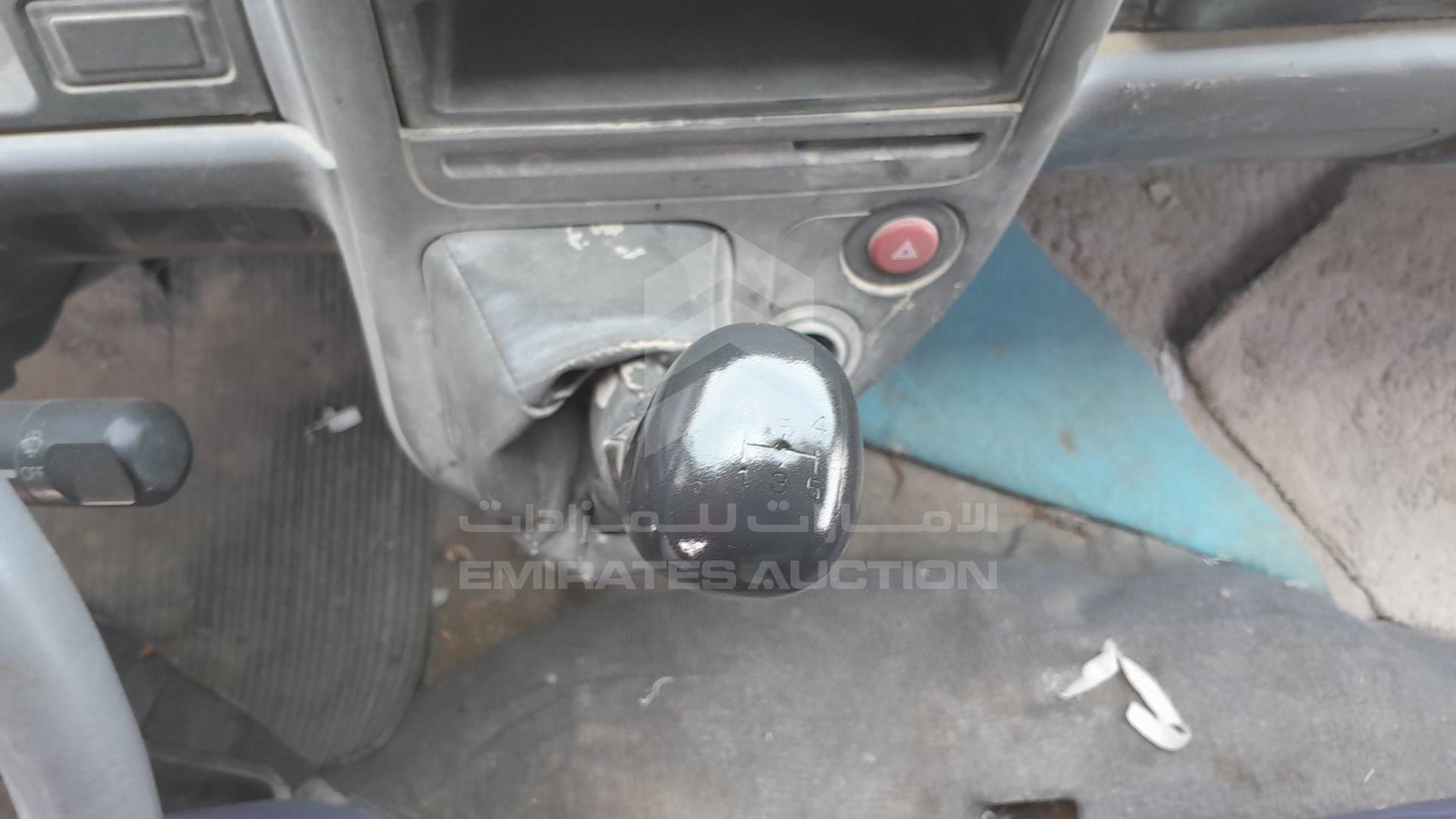 2013 MITSUBISHI CANTER VIN: JL6BCE6J0DK027276