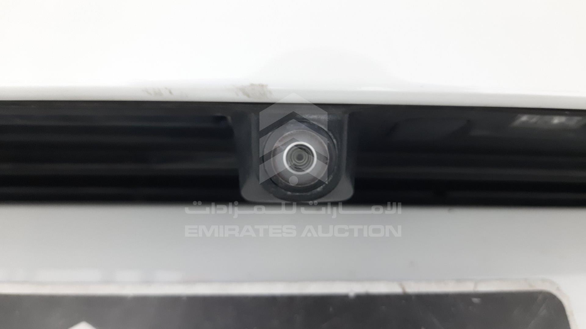 2020 BMW 840 VIN: WBAGV2A04LCE07560