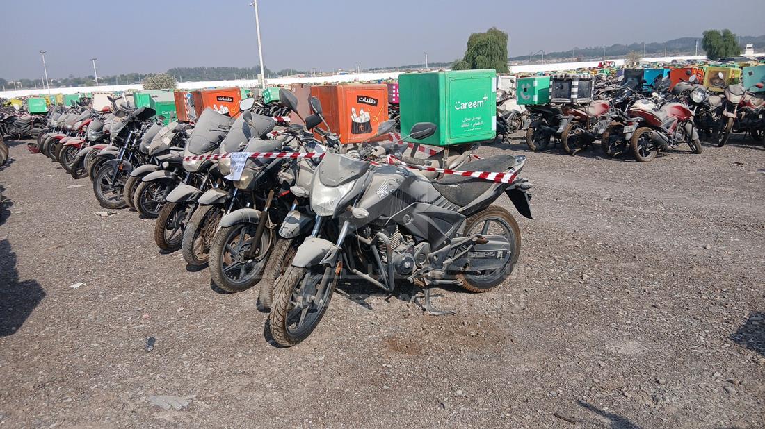 5 Motorbikes — Front Left Angle — Photo 7