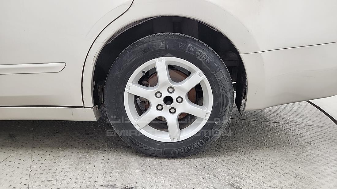 2009 Nissan Altima — Rear Left Tyre — Photo 38