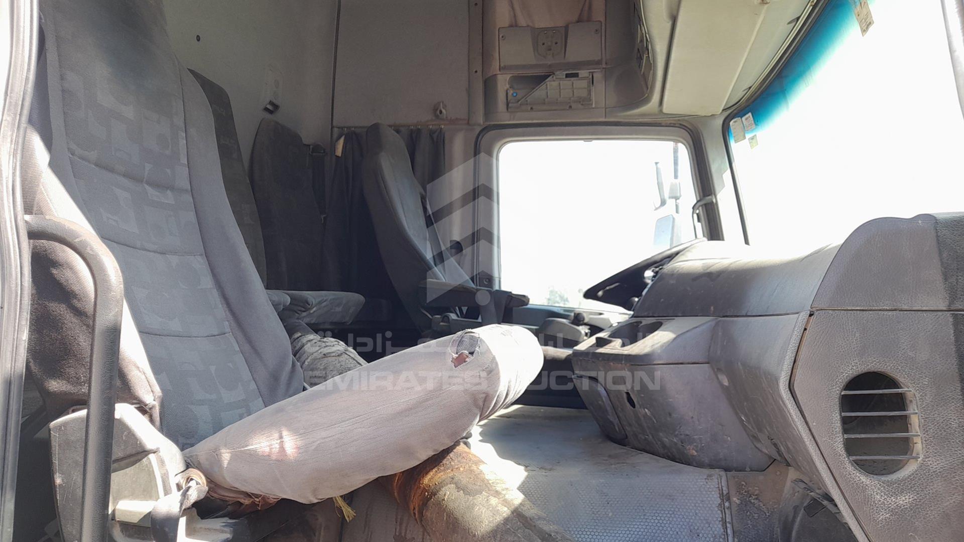 2008 MERCEDES ACTROS VIN: WDAKHCAA98L309148