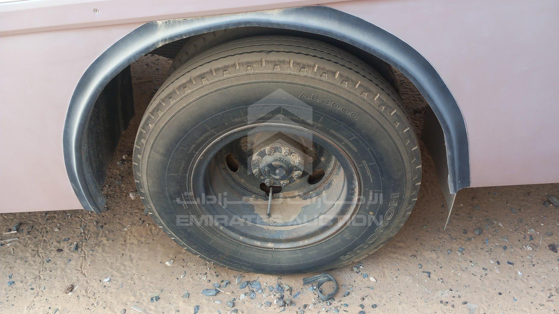 2008 ASHOK LEYLAND --- VIN: MB1PAEFA585157653