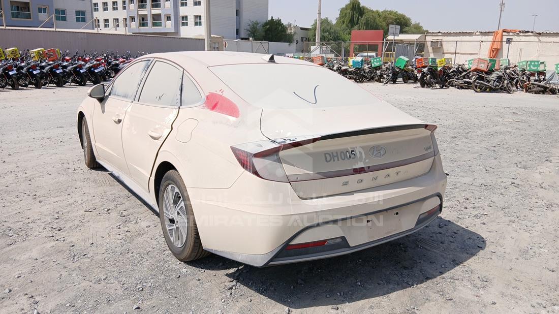 2021 Hyundai Sonata Hybrid — Rear Left Angle — Photo 7