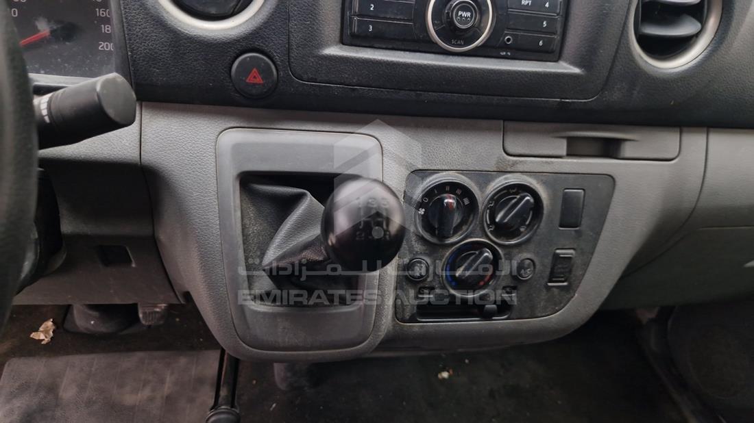 2015 Nissan Urvan — Gear View — Photo 12