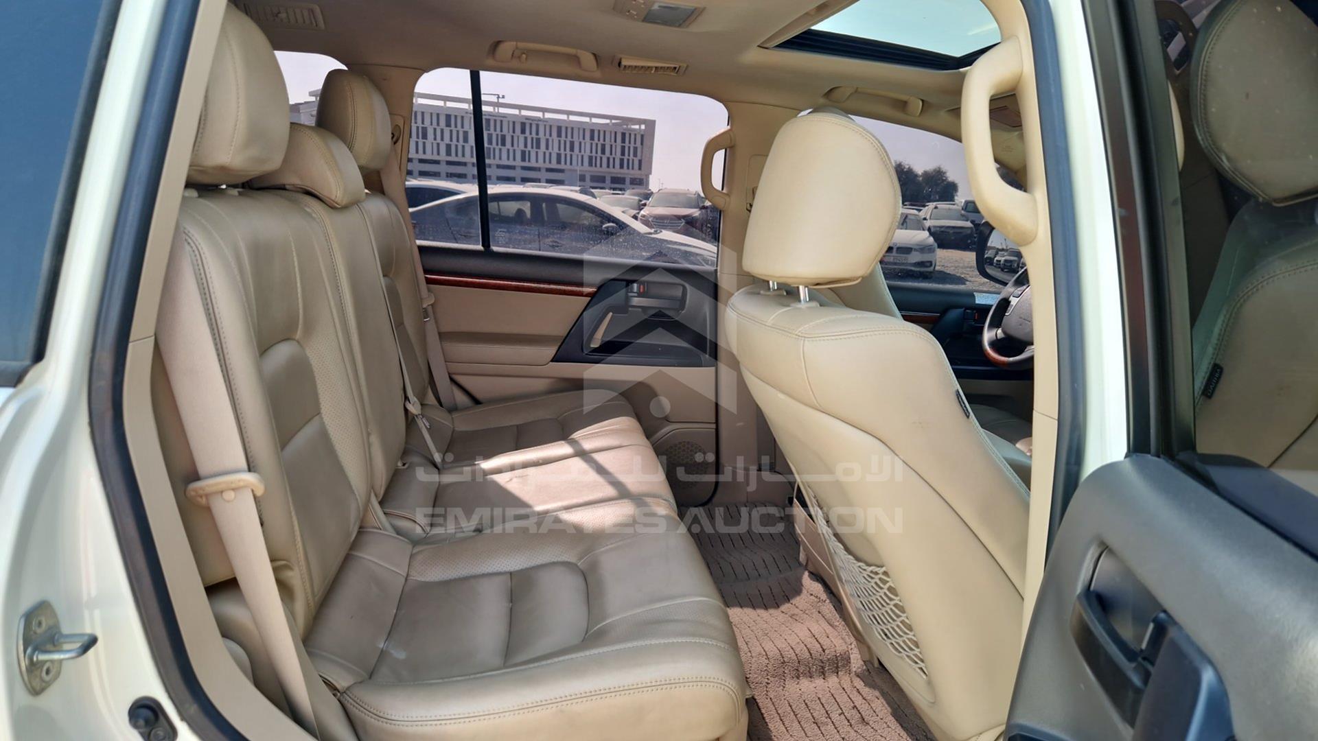 2014 TOYOTA LAND CRUISER VIN: JTMHX09J3E5041422