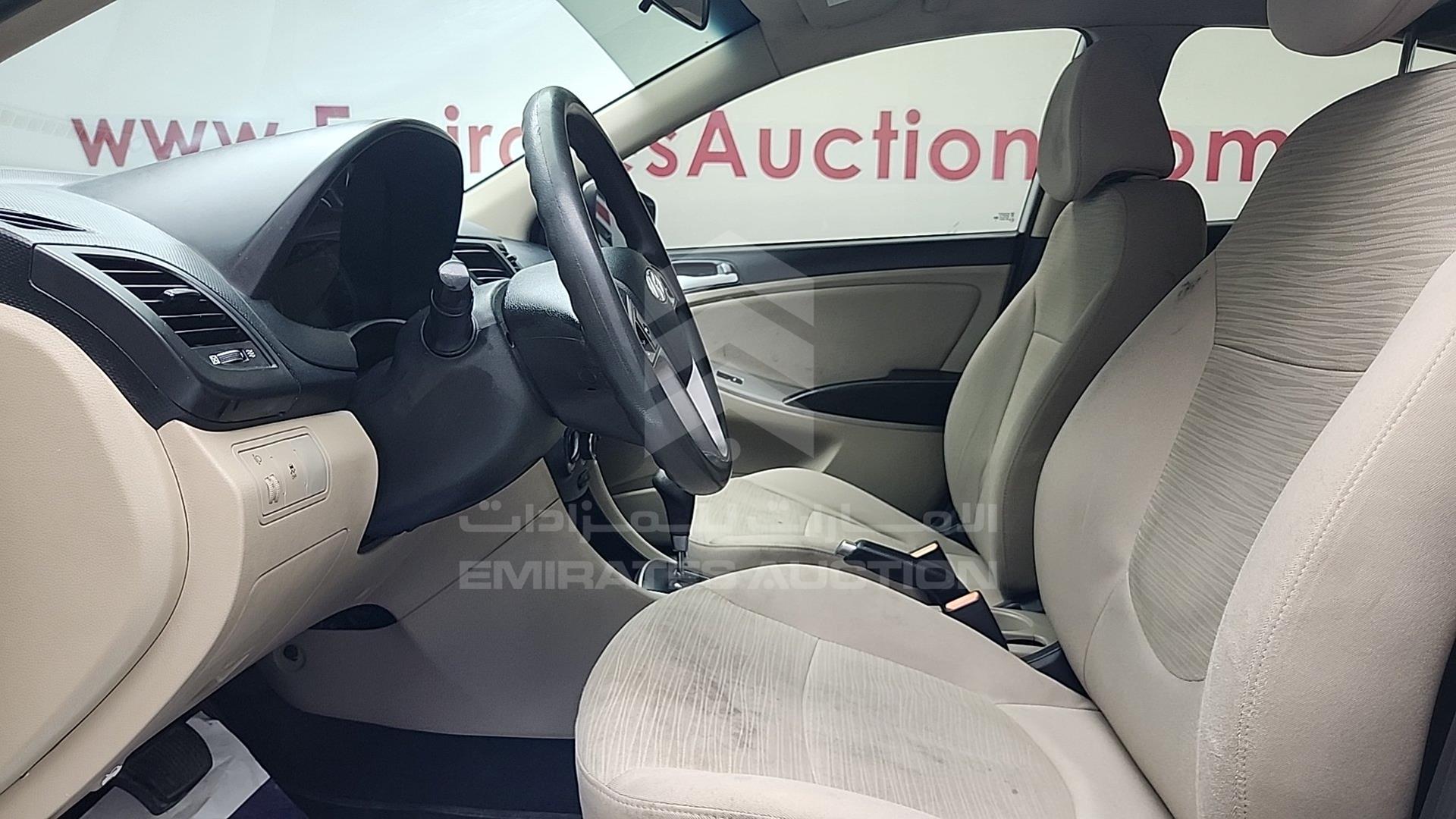 2017 HYUNDAI ACCENT VIN: KMHCT41B5HU235733