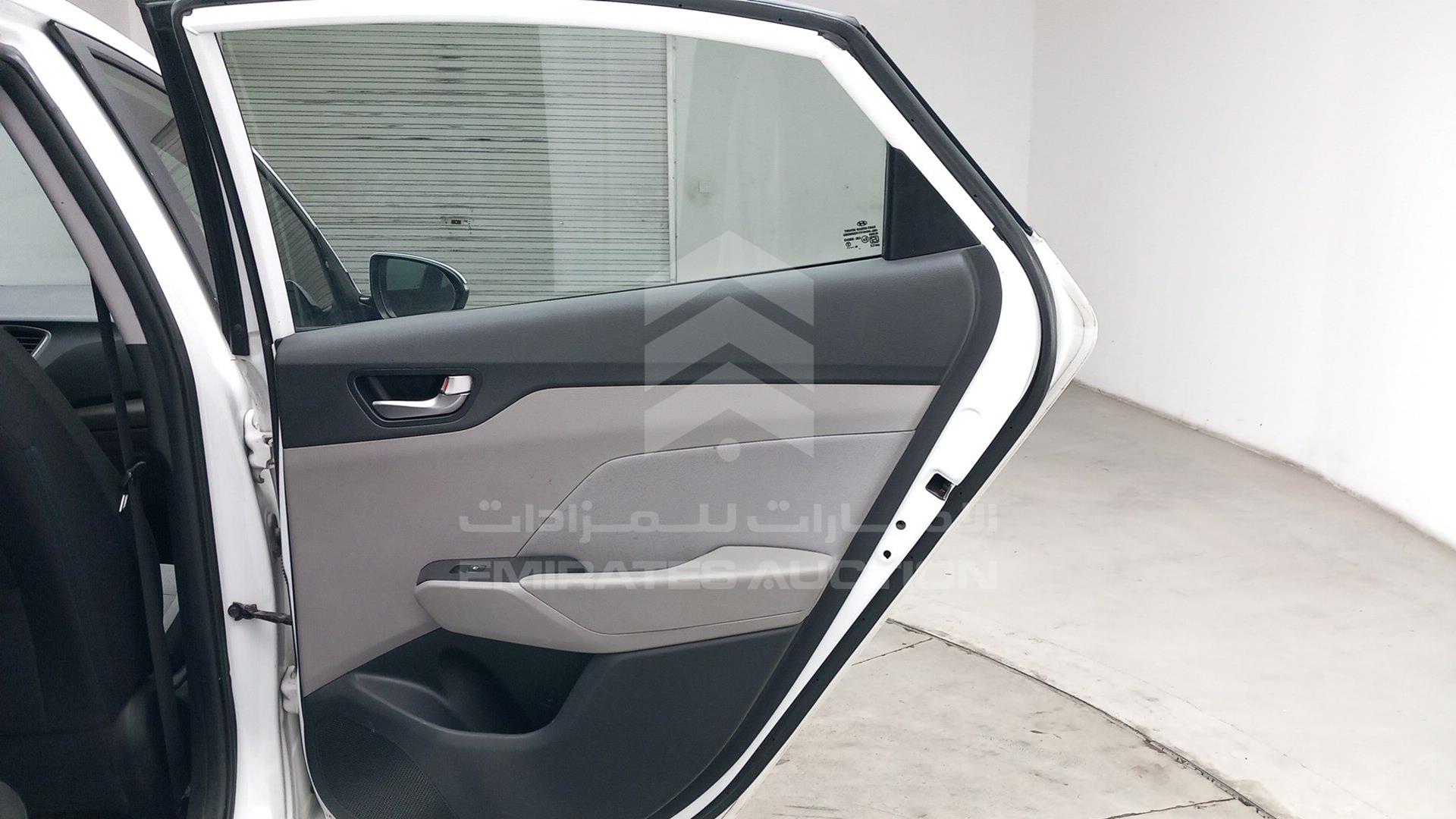 2019 HYUNDAI ACCENT VIN: MALC741C5KM095379