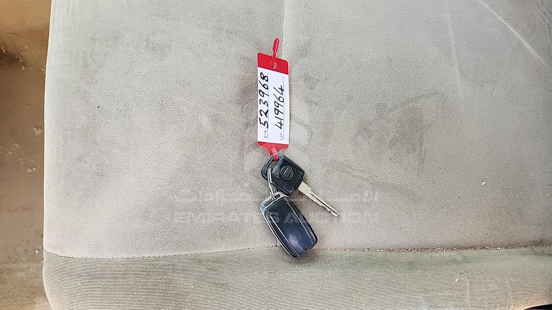 2002 NISSAN PATHFINDER VIN: JN8AR05Y22W523968