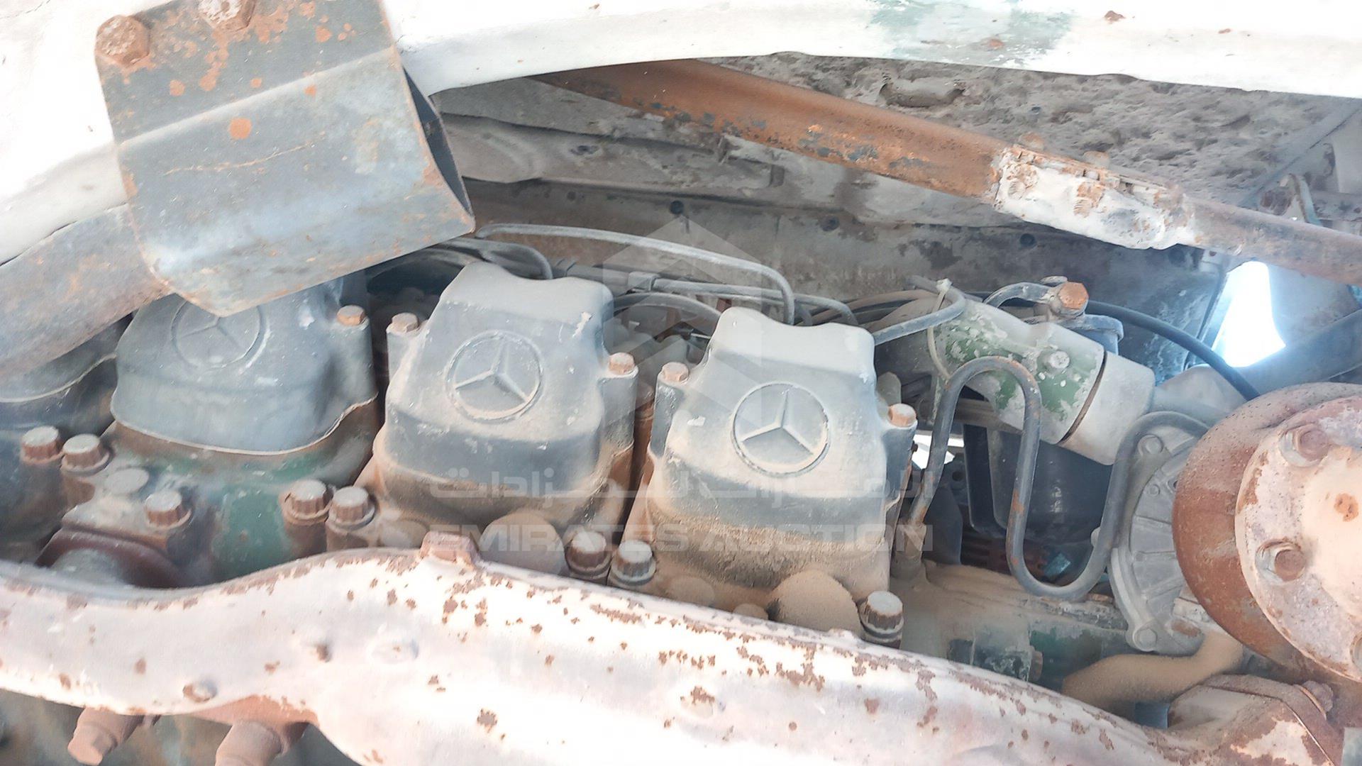 0 MERCEDES 1834 VIN: WDB6525621K173132