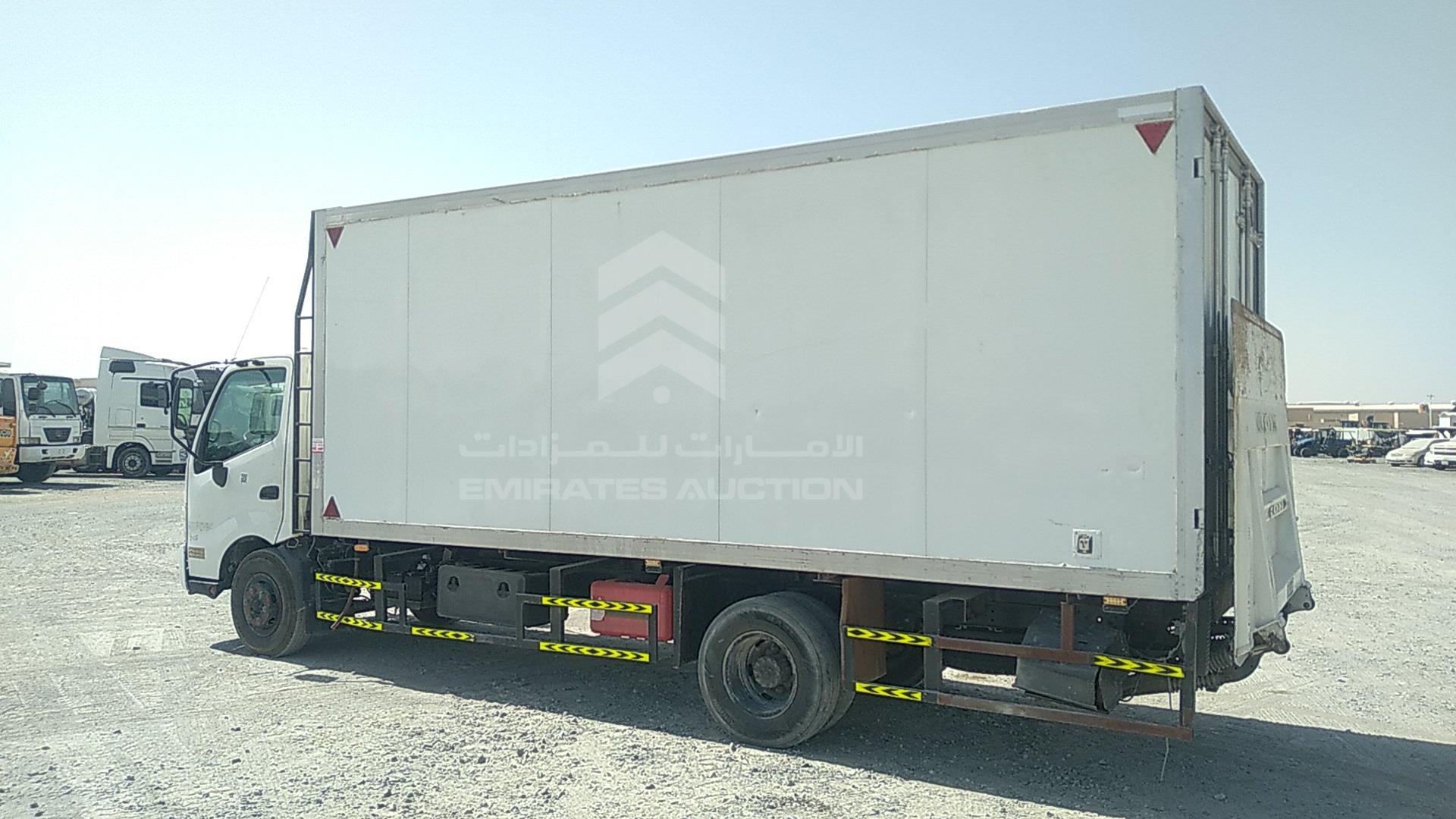 2017 HINO 300 VIN: JHHZCL2H4HK007890