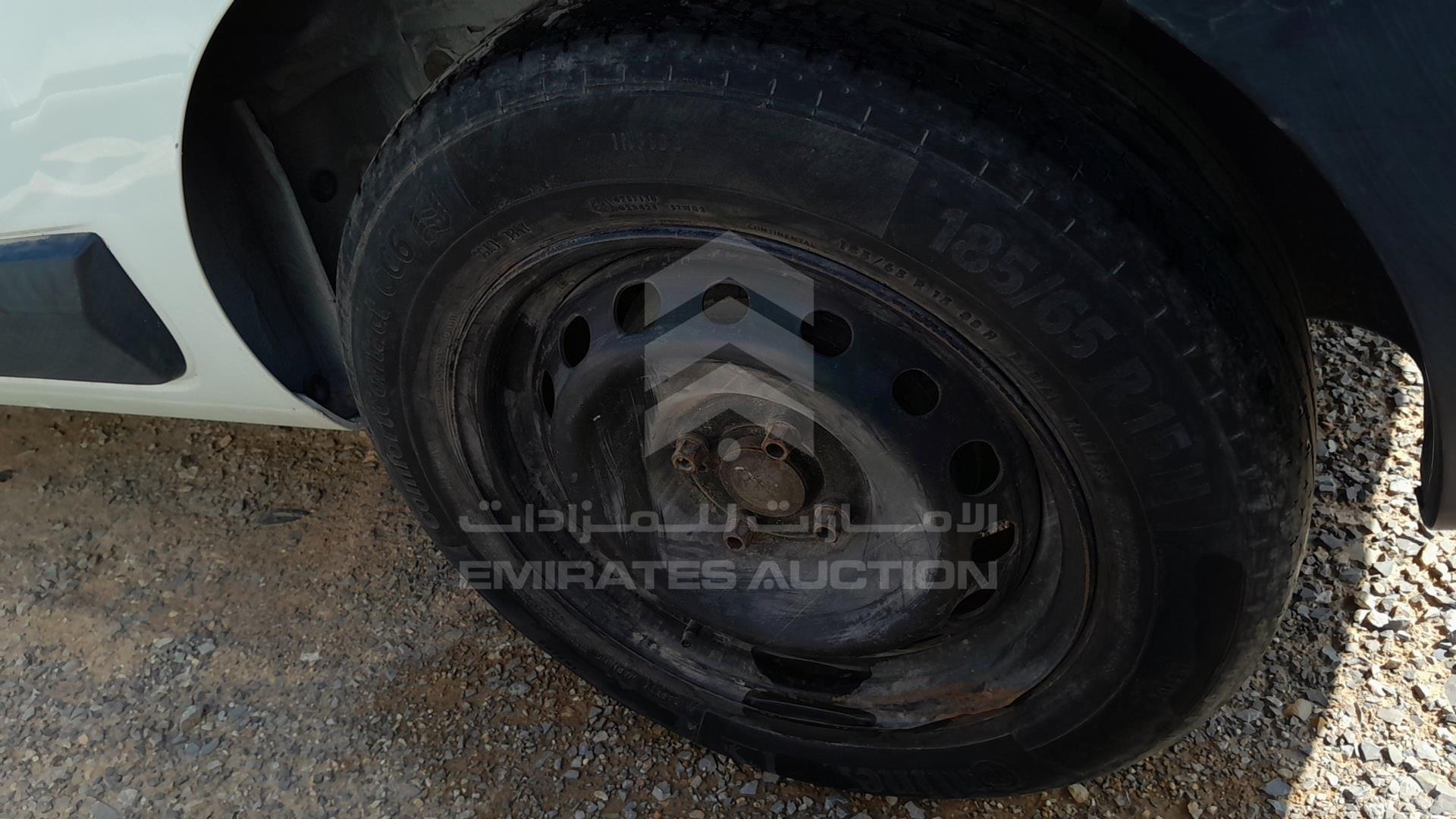 2019 RENAULT DOKKER VIN: VF18SRB42KG465633