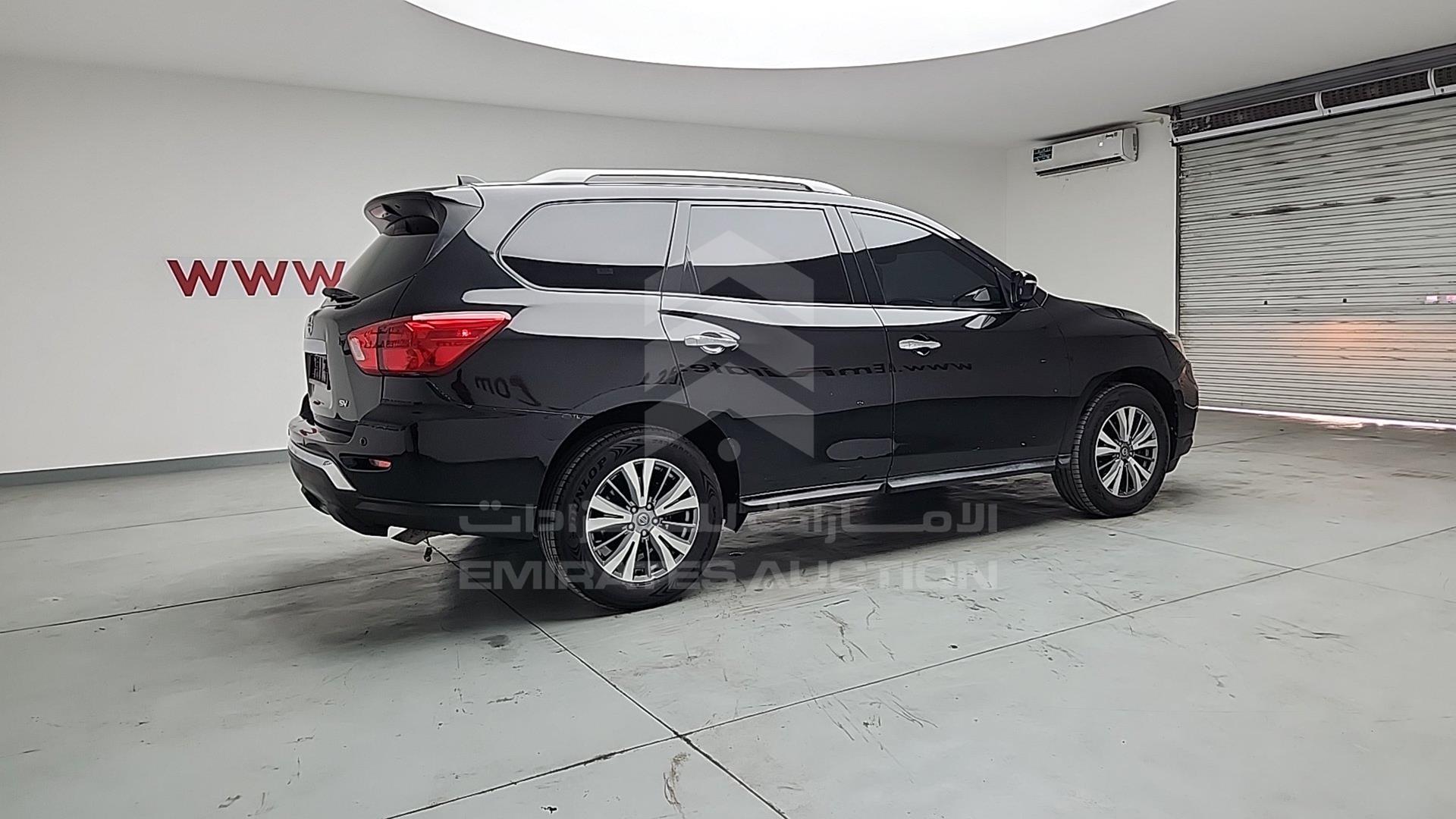 2020 NISSAN PATHFINDER VIN: 5N1DR2BN1LC585357