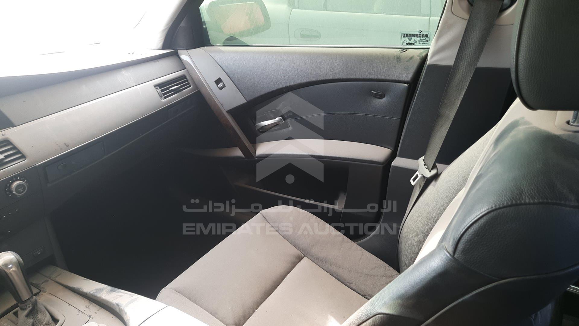 0 BMW 530I VIN: WBANA710X0B607034