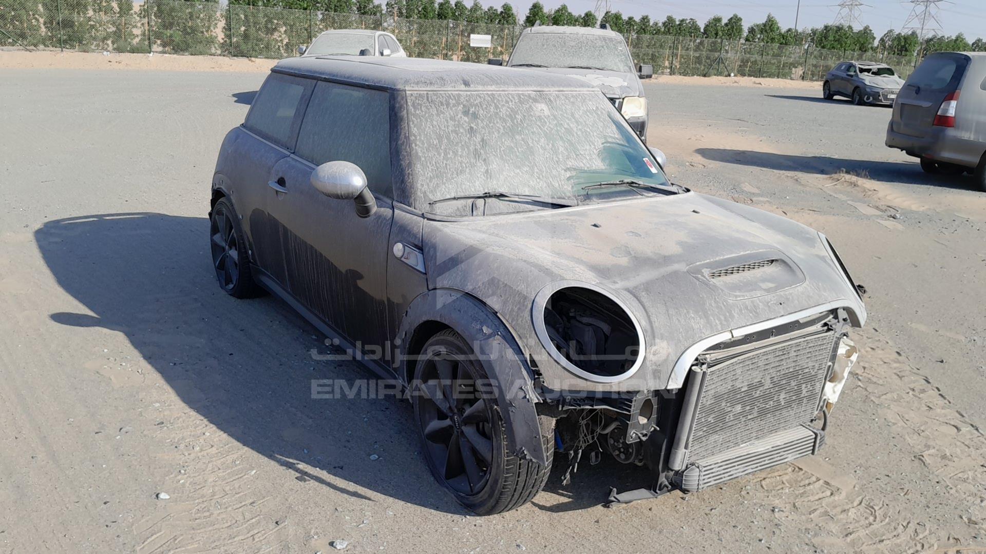 2012 MINI COOPER S VIN: WMWSV3104CT197717