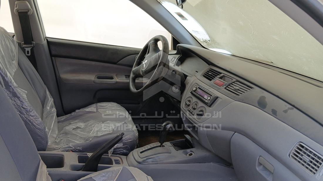 2009 Mitsubishi Lancer — Front Right Passenger Seat View — Photo 24