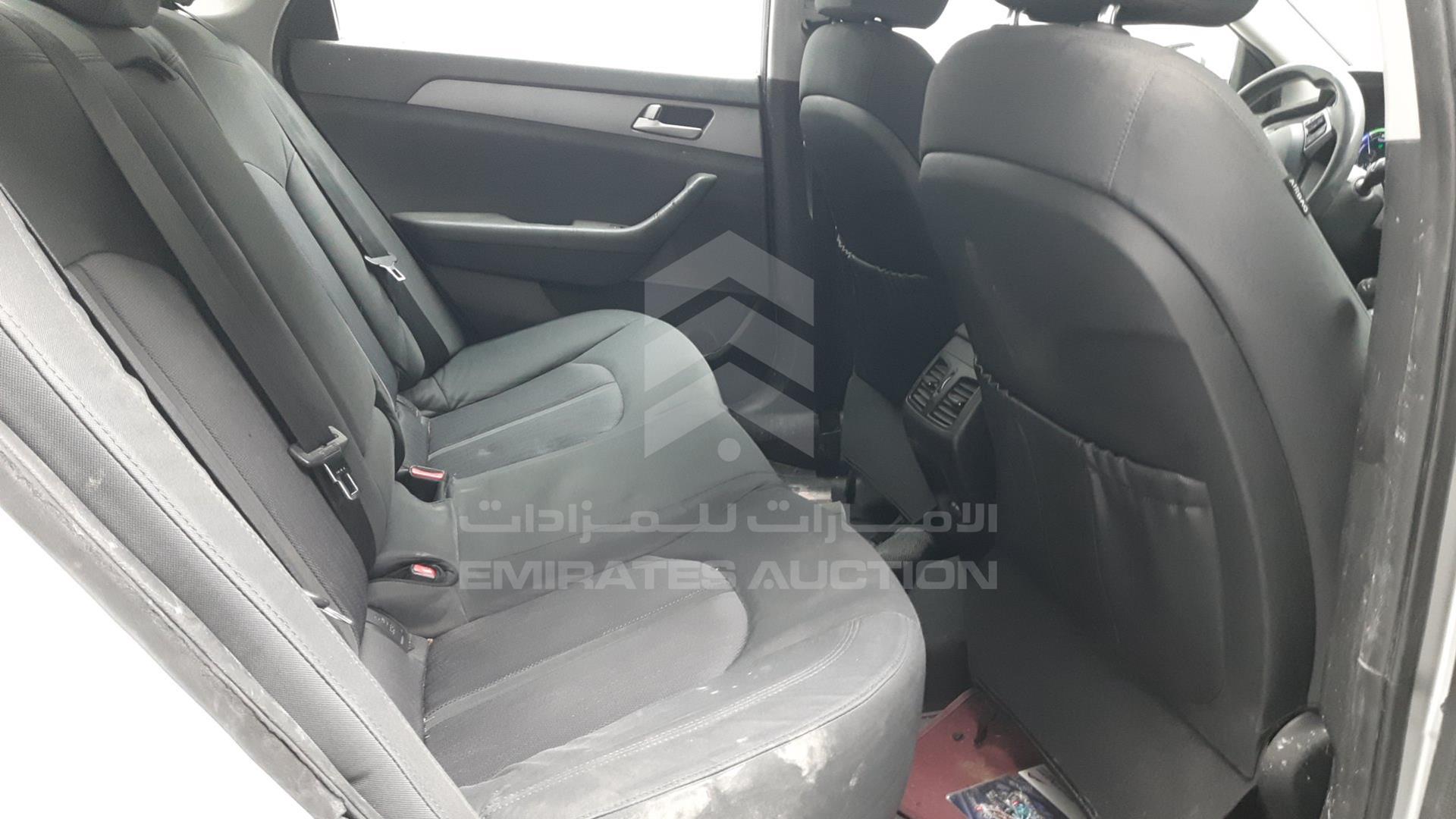 2019 HYUNDAI SONATA VIN: KMHE24130KA093014