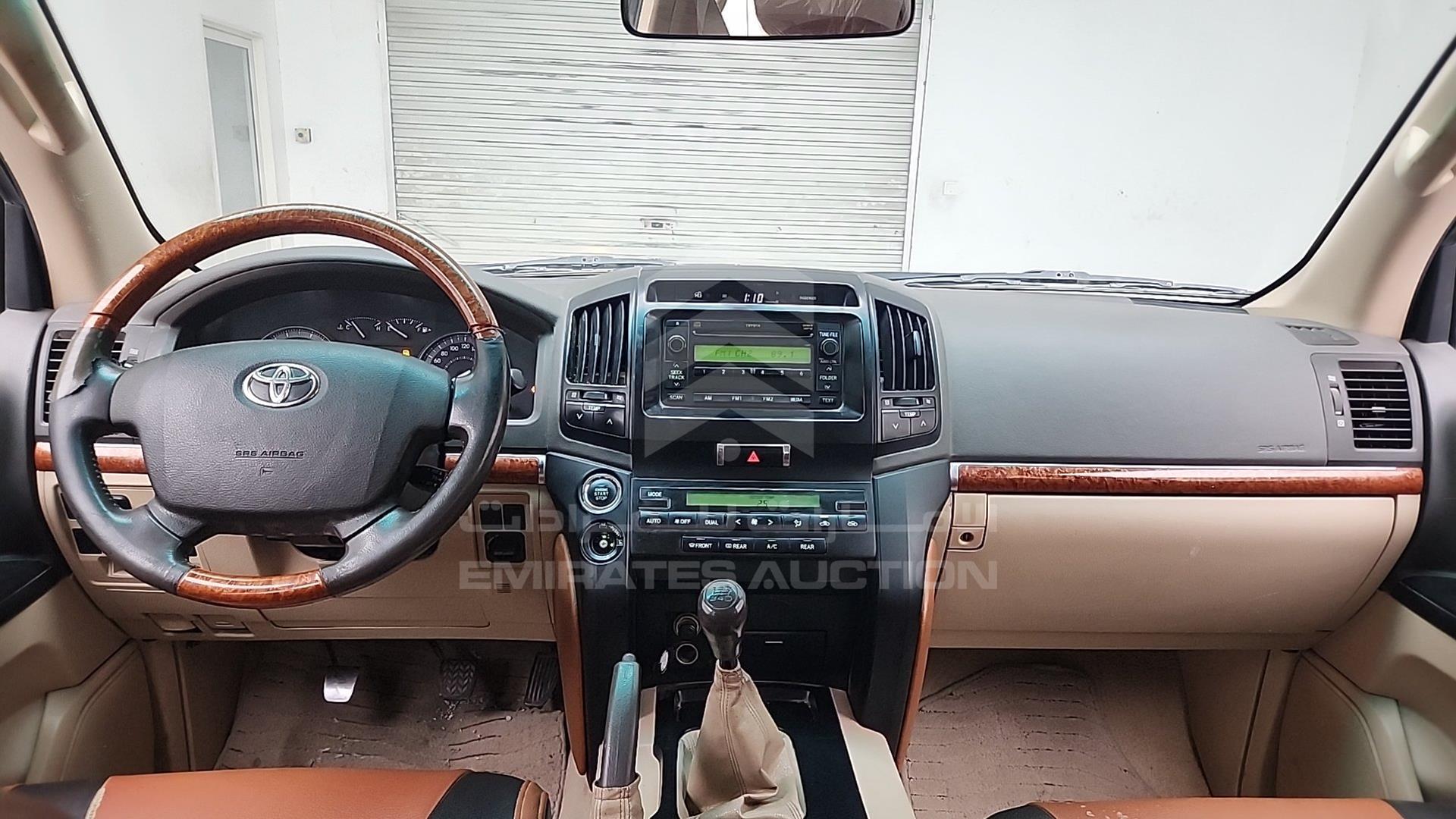2015 TOYOTA LAND CRUISER VIN: JTMHU09J3F5097838