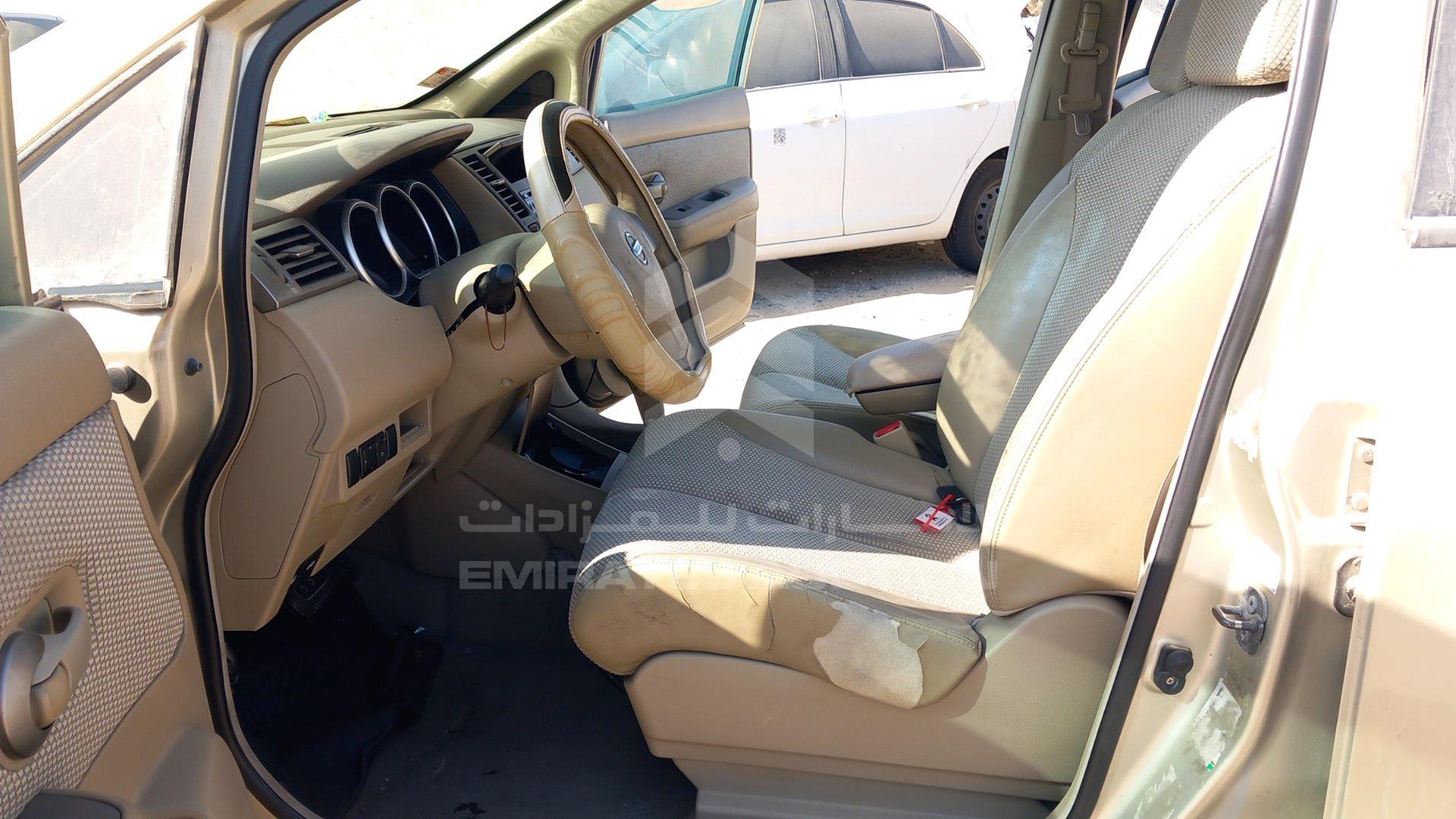 2008 NISSAN TIIDA VIN: JN1CC13CX8T005882