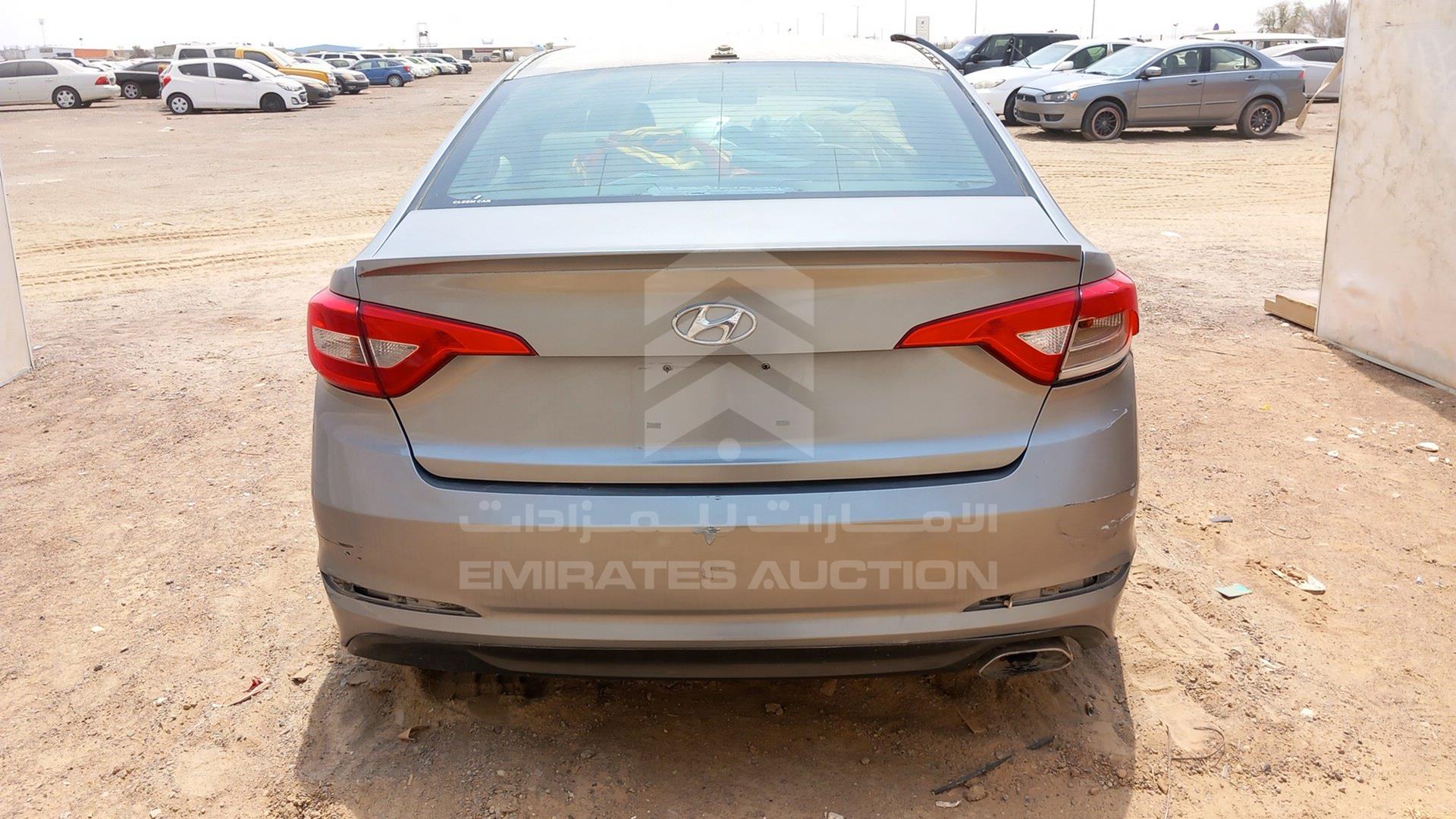 2015 HYUNDAI SONATA VIN: 5NPE24AF8FH039795